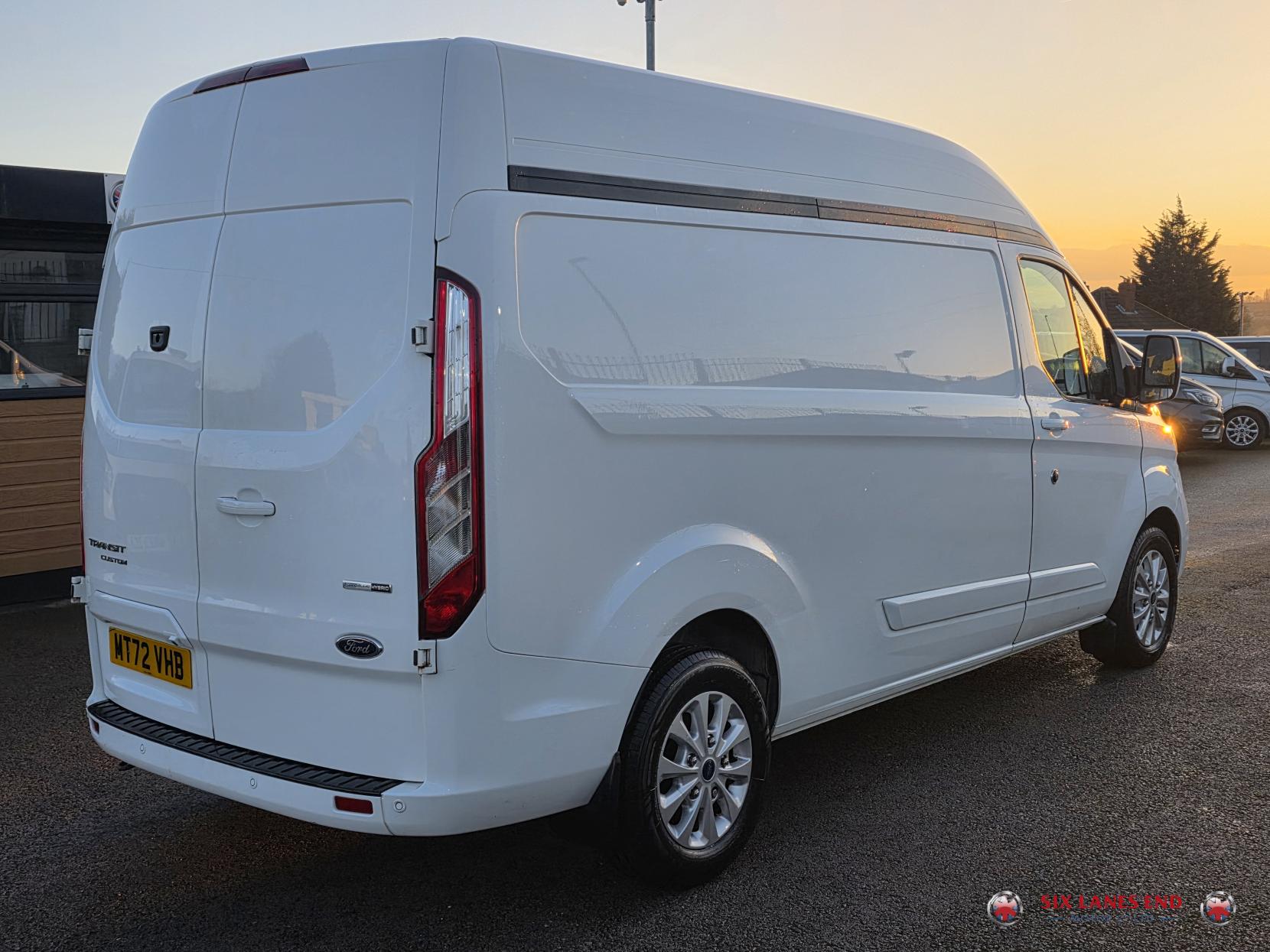 Ford Transit Custom 2.0 300 EcoBlue MHEV Limited Panel Van 5dr Diesel Manual L2 H2 Euro 6 (s/s) (130 ps)