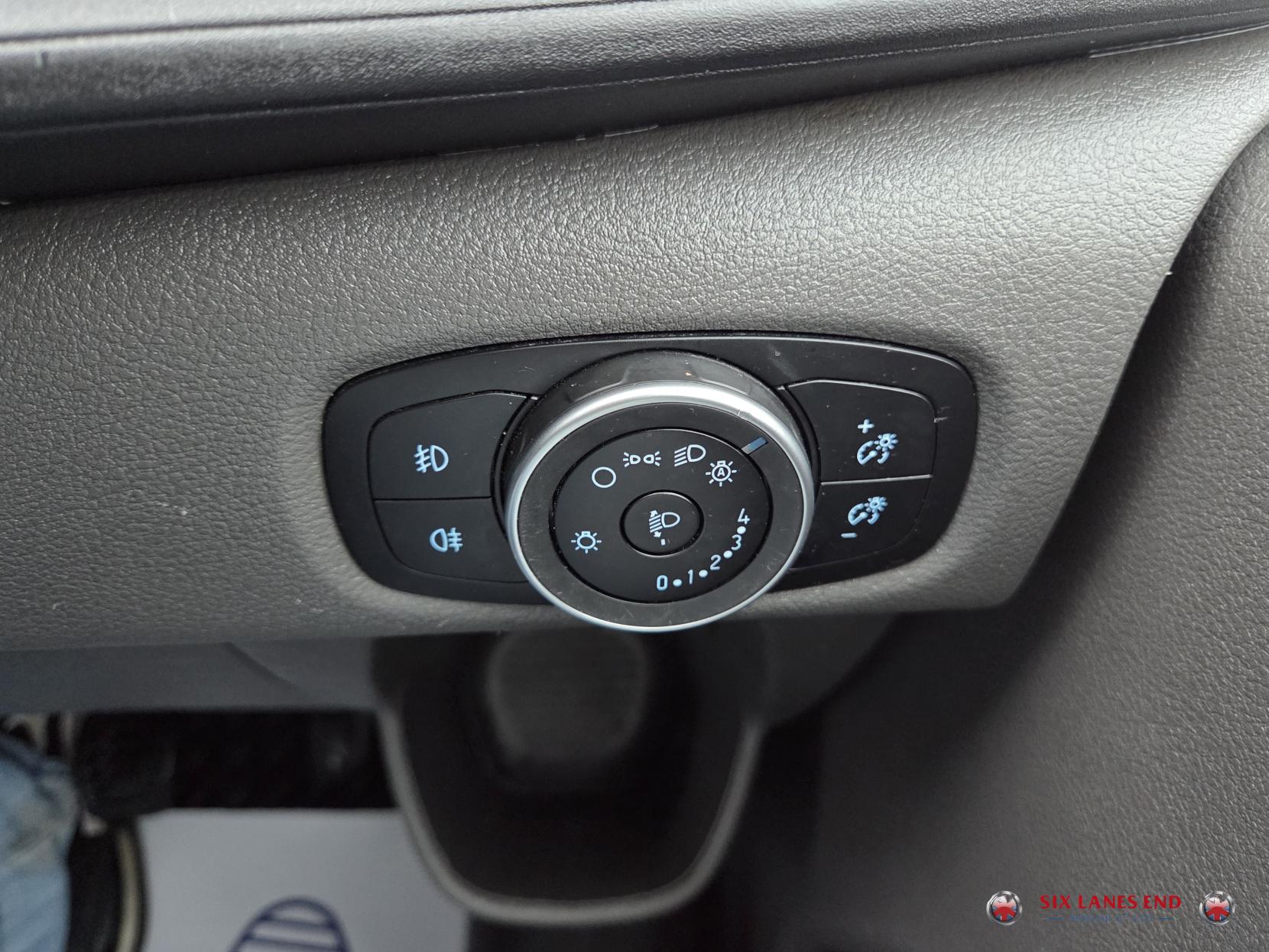 Ford Transit Custom 2.0 300 EcoBlue MHEV Limited Panel Van 5dr Diesel Manual L2 H2 Euro 6 (s/s) (130 ps)