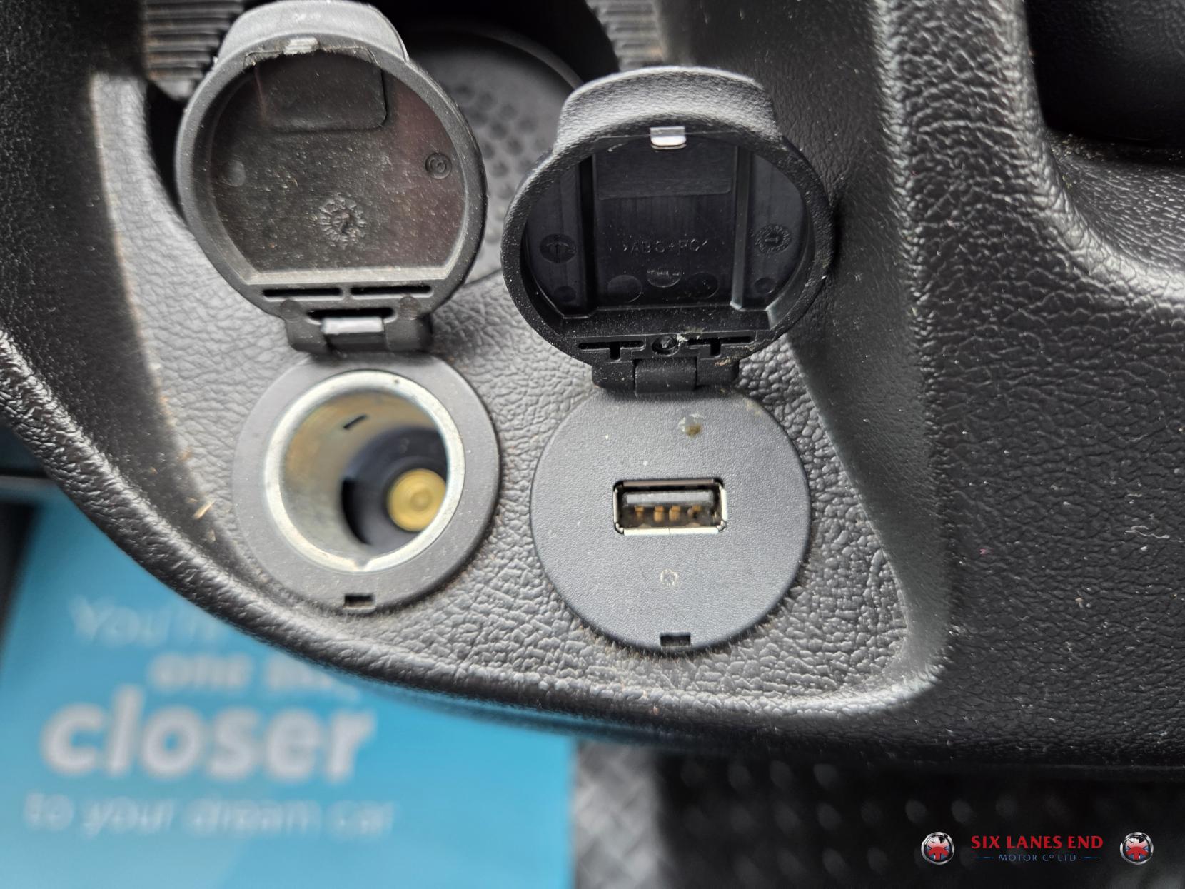 Citroen Relay 2.2 BlueHDi 35 Enterprise Panel Van 5dr Diesel Manual L3 High Roof Euro 6 (s/s) (140 ps)