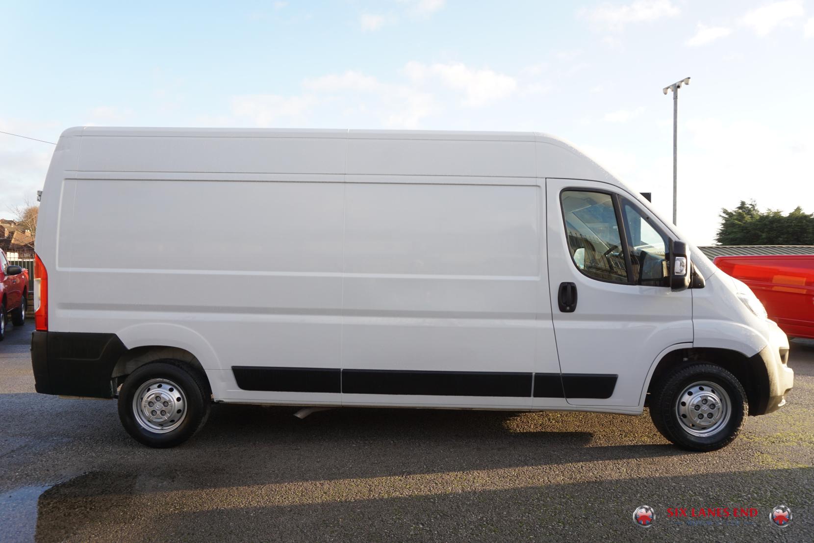 Citroen Relay 2.2 BlueHDi 35 Enterprise Panel Van 5dr Diesel Manual L3 High Roof Euro 6 (s/s) (140 ps)