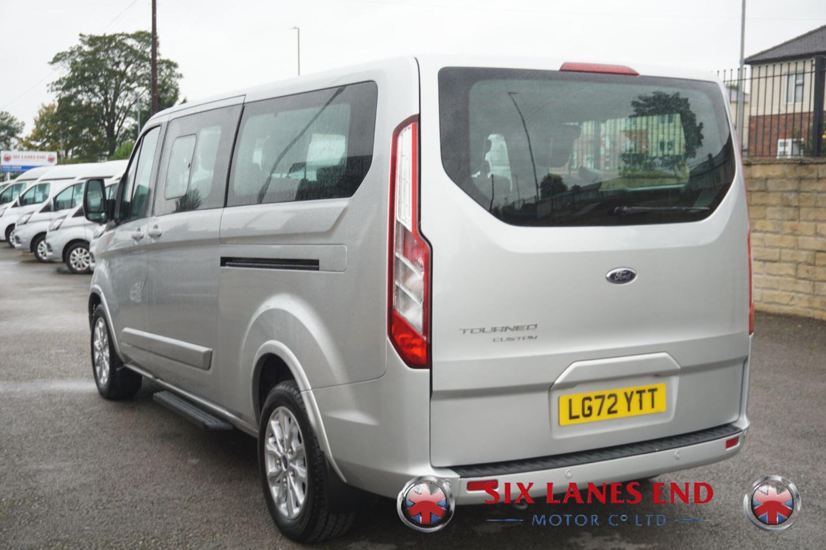 Ford Tourneo Custom 2.0 320 EcoBlue Titanium Minibus Double Cab 5dr Diesel Manual L2 Euro 6 (s/s) (130 ps)