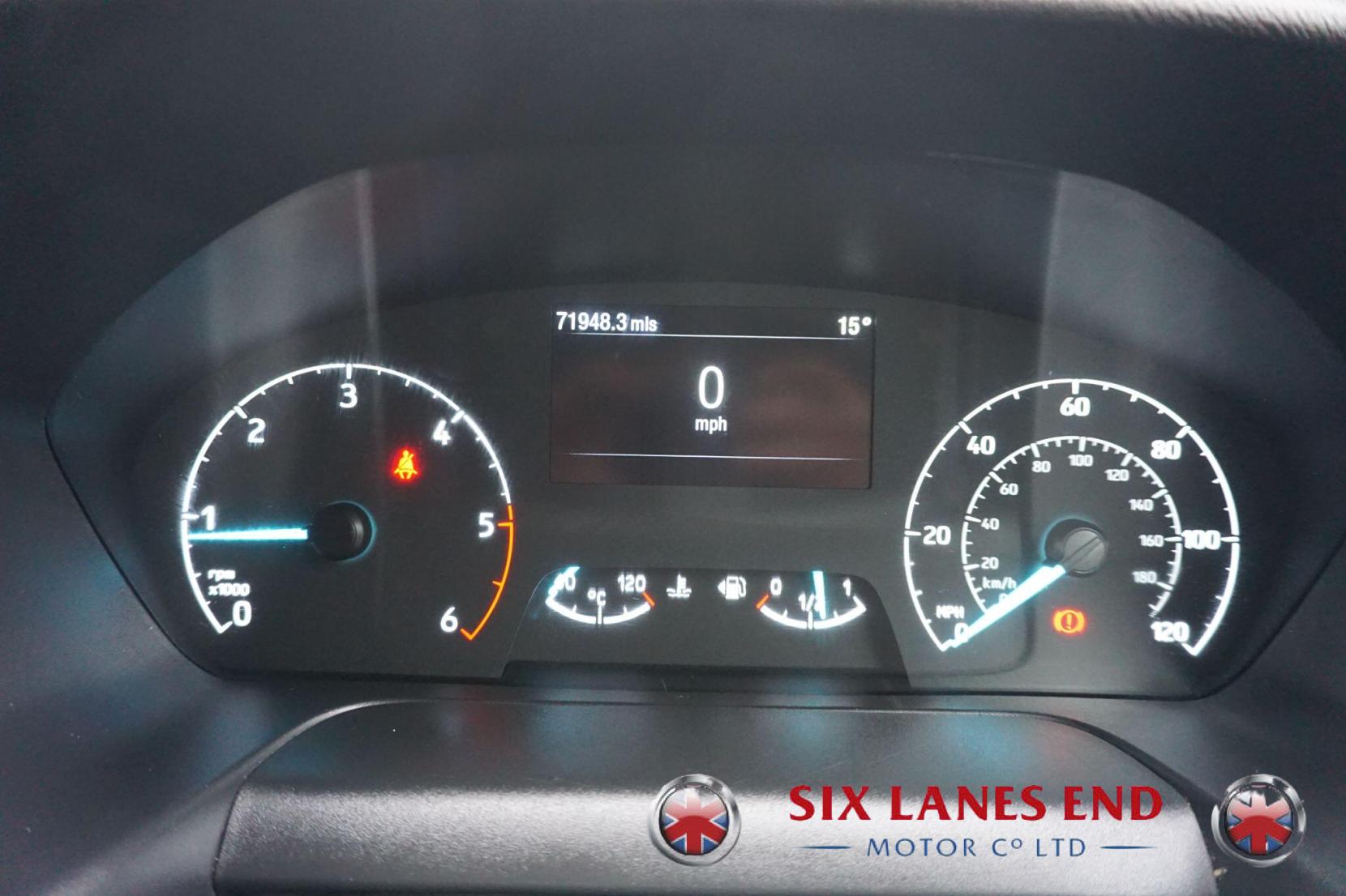 Ford Tourneo Custom 2.0 320 EcoBlue Titanium Minibus Double Cab 5dr Diesel Manual L2 Euro 6 (s/s) (130 ps)