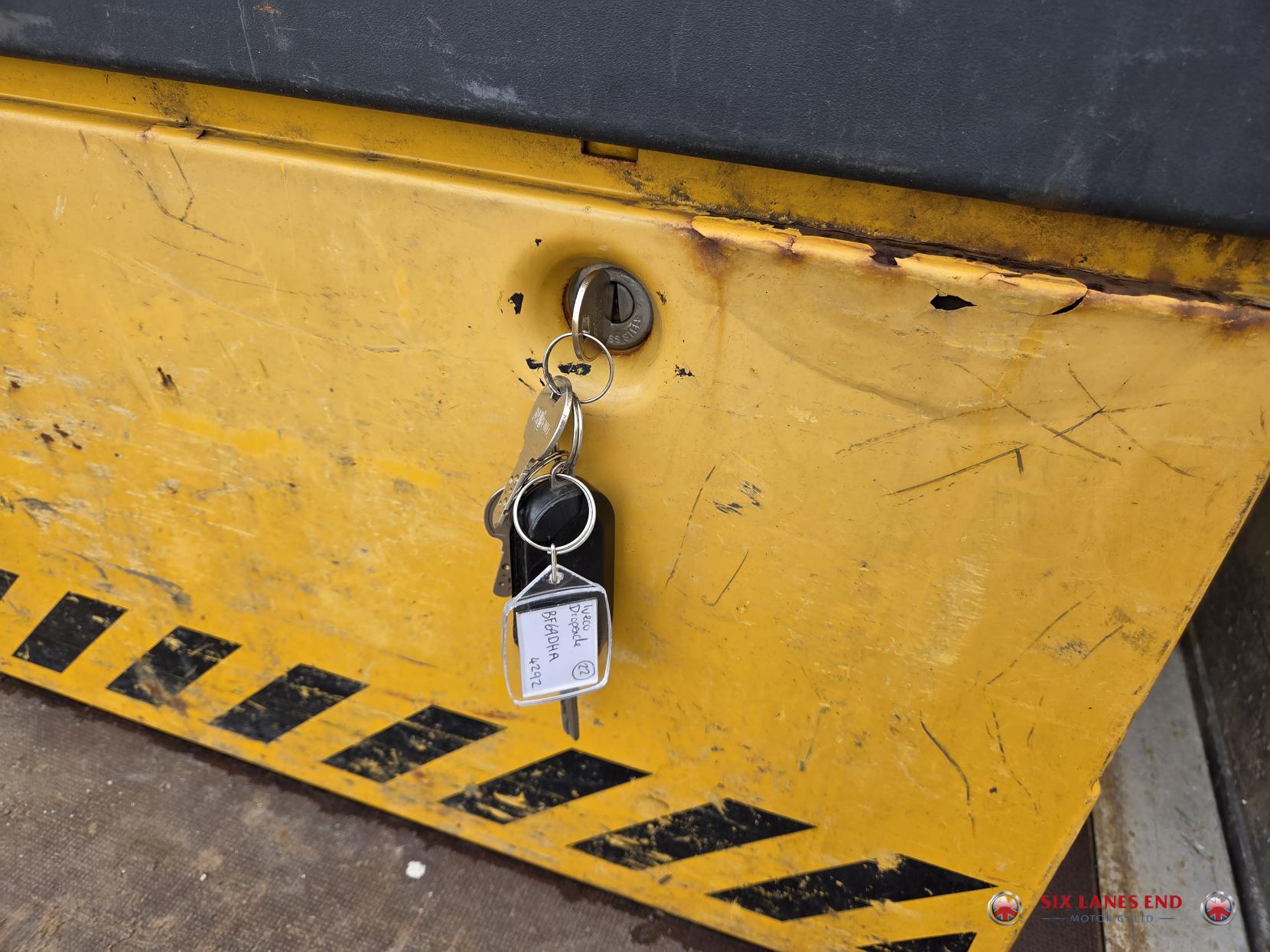 Iveco Daily 2.3D HPI 14V 35S 3450 Chassis Cab 2dr Diesel Manual MWB Euro 6 (s/s) (136 ps)