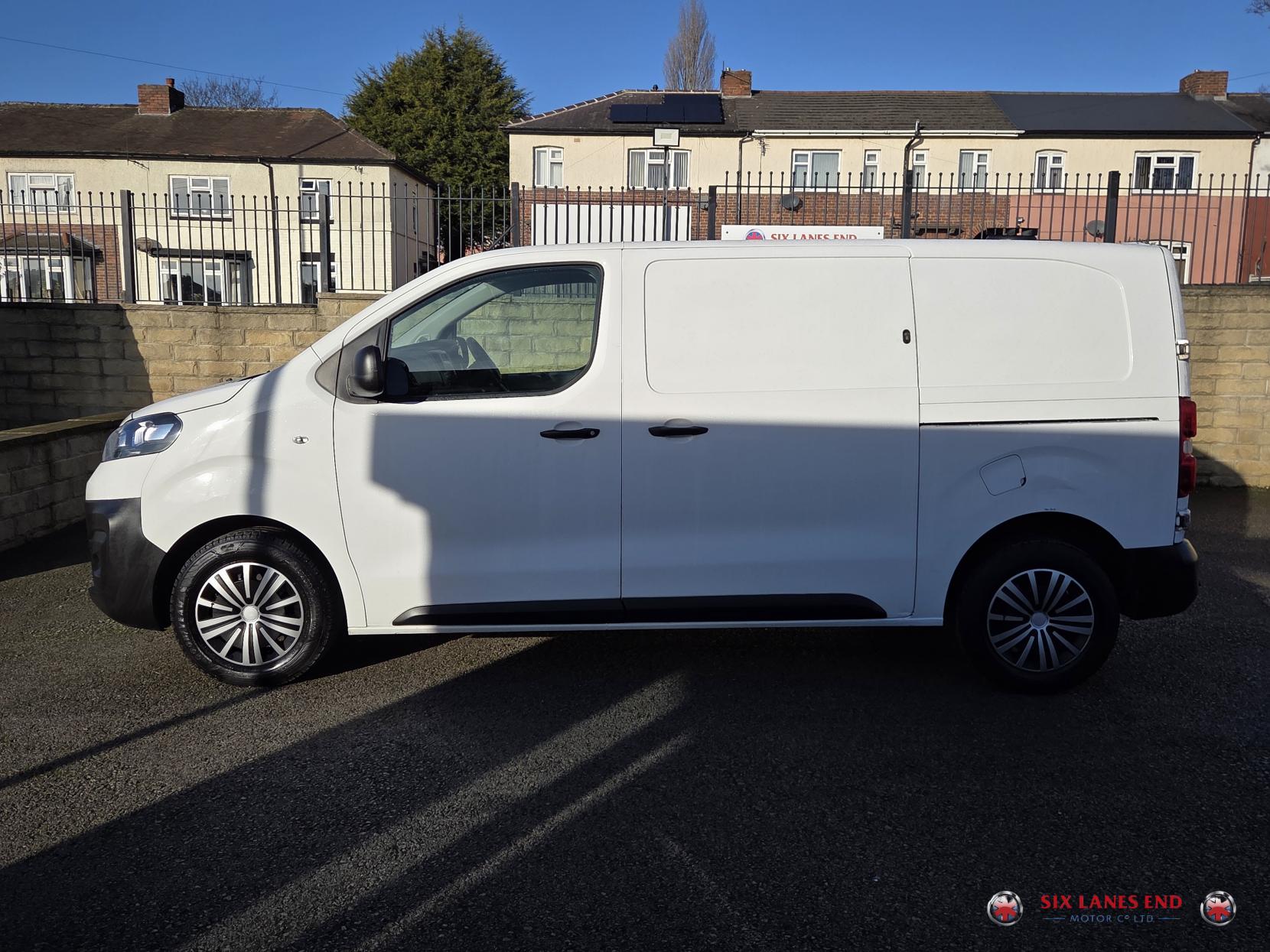 Vauxhall Vivaro 1.5 Turbo D 2900 Edition Panel Van 5dr Diesel Manual L1 H1 Euro 6 (s/s) (100 ps)