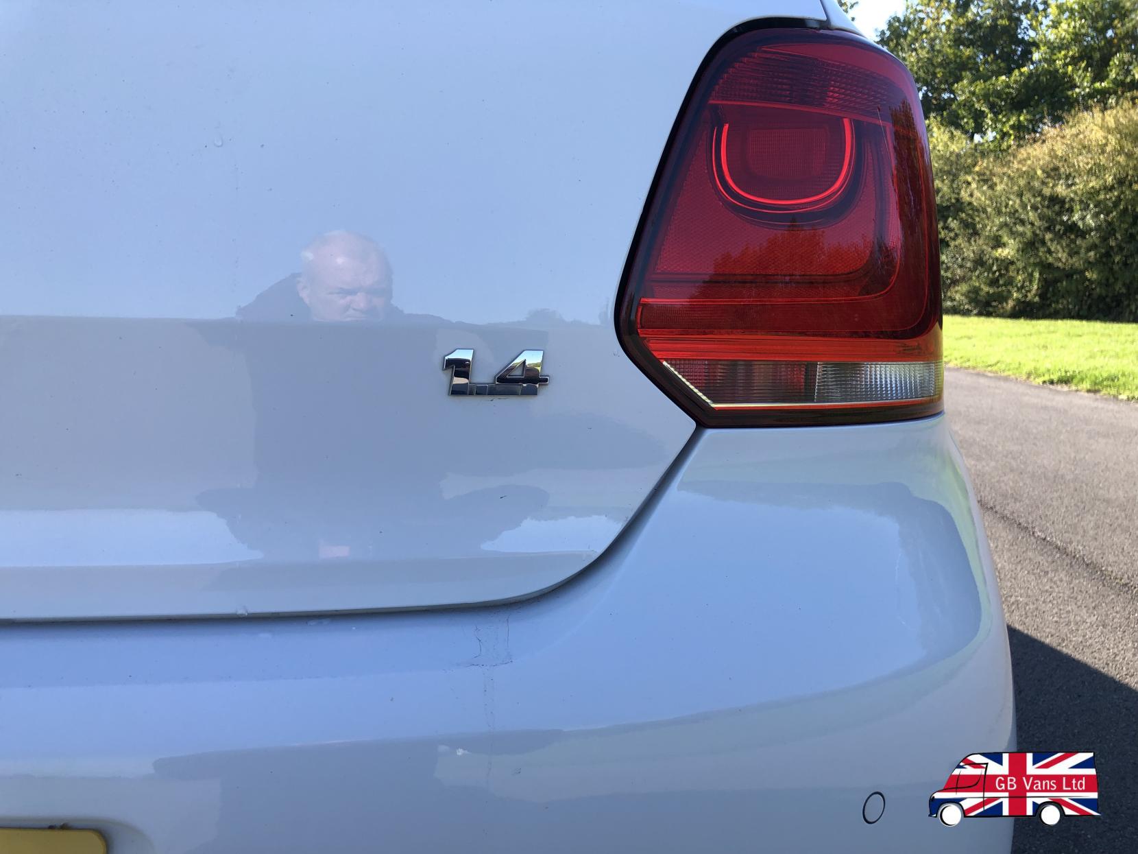 VOLKSWAGEN POLO 1.4 MATCH EDITION HATCHBACK 5DR PETROL MANUAL EURO 5 85 PS 6,095... image 14