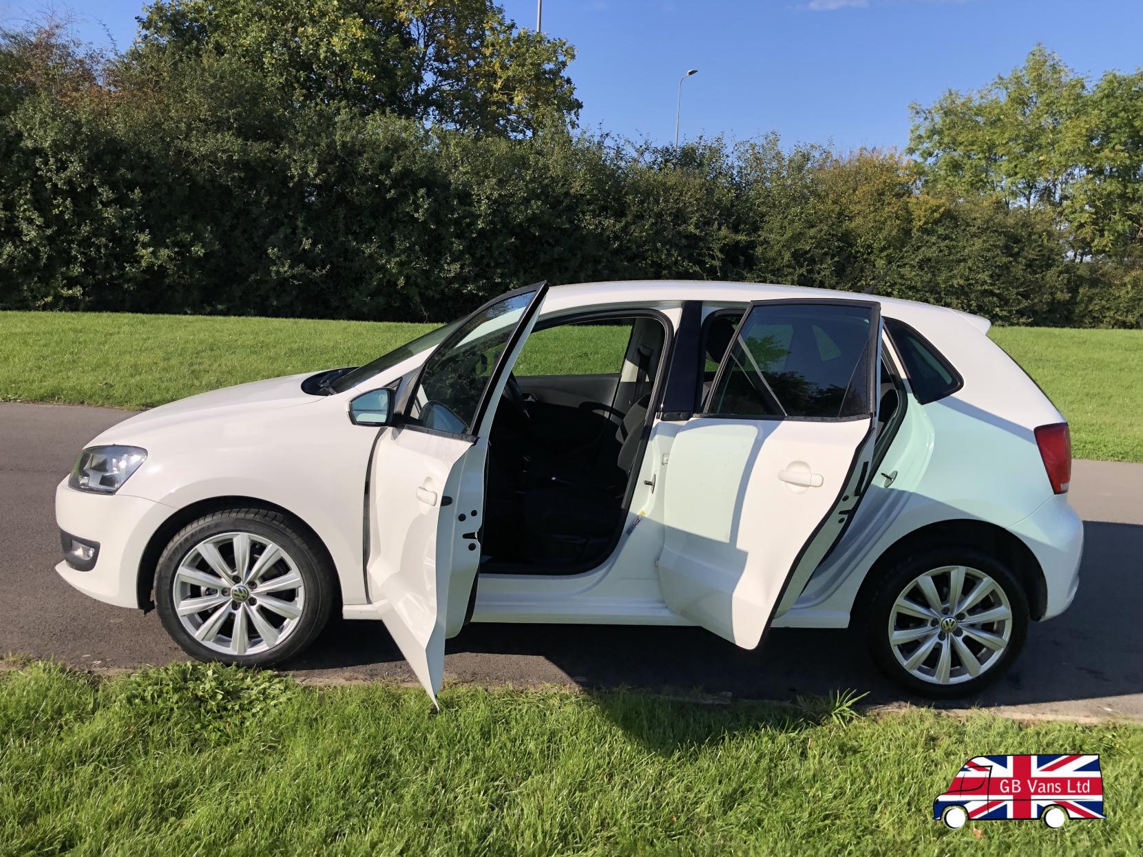 VOLKSWAGEN POLO 1.4 MATCH EDITION HATCHBACK 5DR PETROL MANUAL EURO 5 85 PS 6,095... image 30