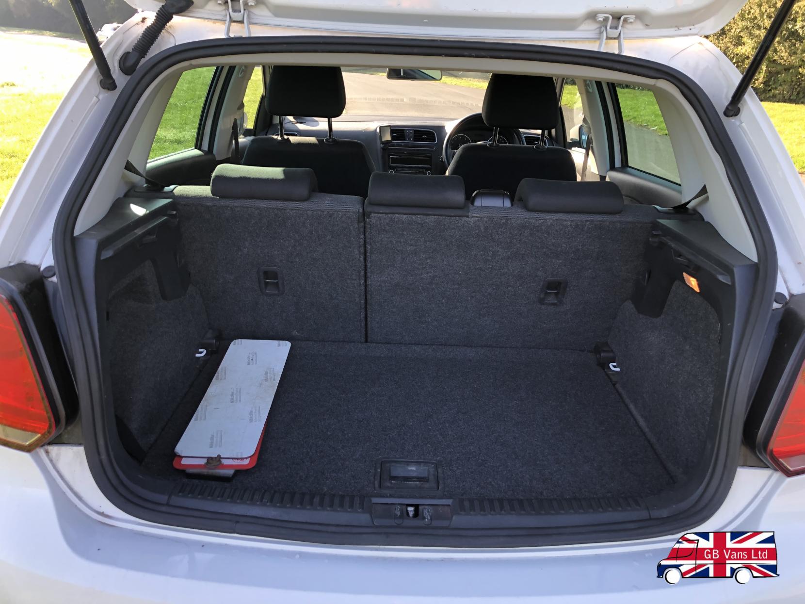 VOLKSWAGEN POLO 1.4 MATCH EDITION HATCHBACK 5DR PETROL MANUAL EURO 5 85 PS 6,095... image 20