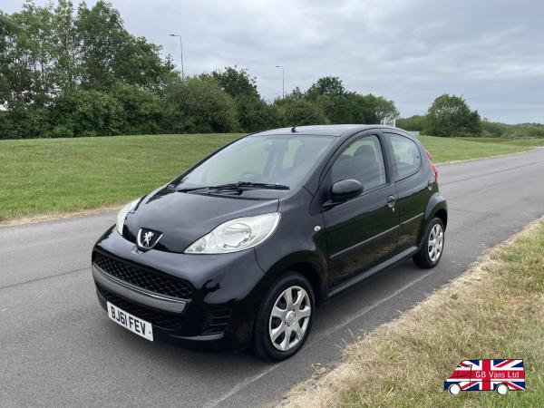 Peugeot 107 1.0 12V Urban Hatchback 5dr Petrol Manual Euro 5 (68 ps)