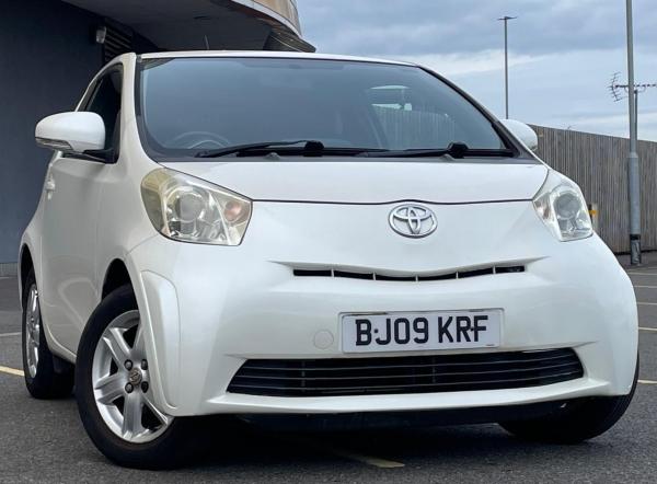 Toyota iQ 1.0 VVT-i Hatchback 3dr Petrol Multidrive Euro 4 (68 bhp)