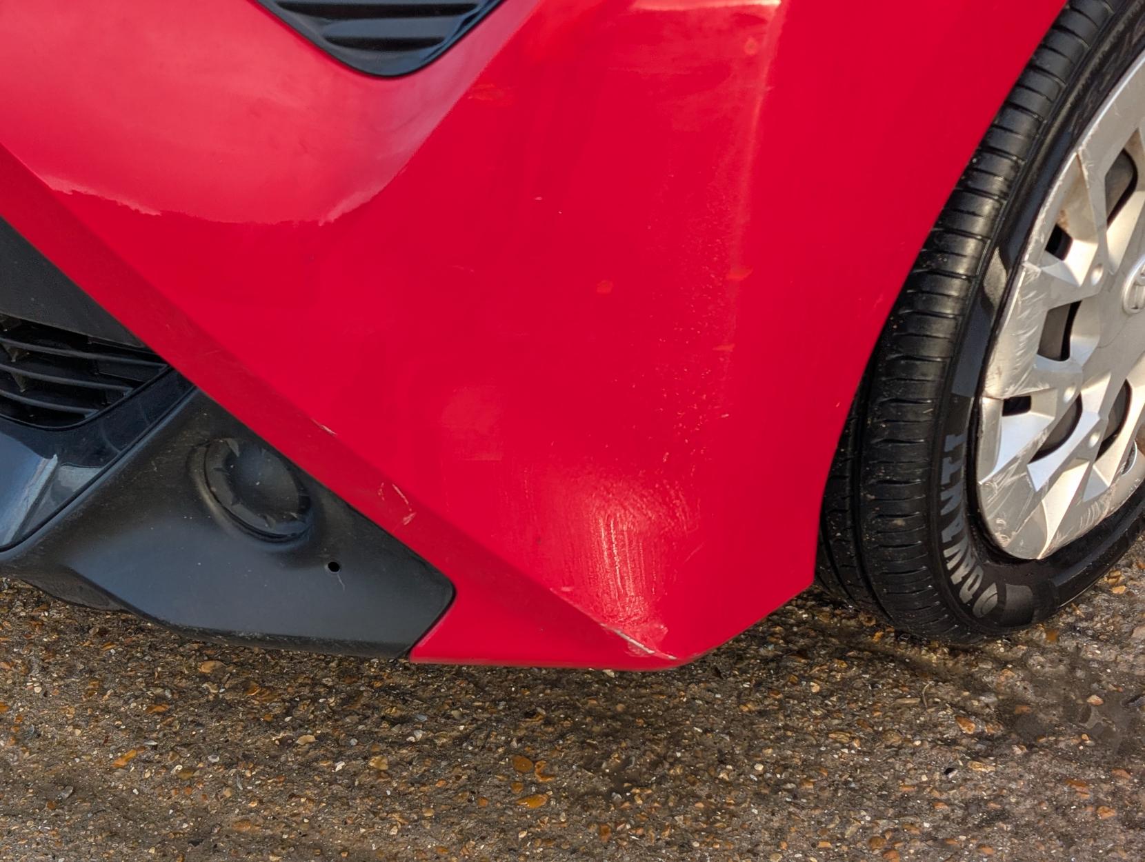 Toyota AYGO 1.0 VVT-i x-play Hatchback 5dr Petrol Manual Euro 6 (71 ps)