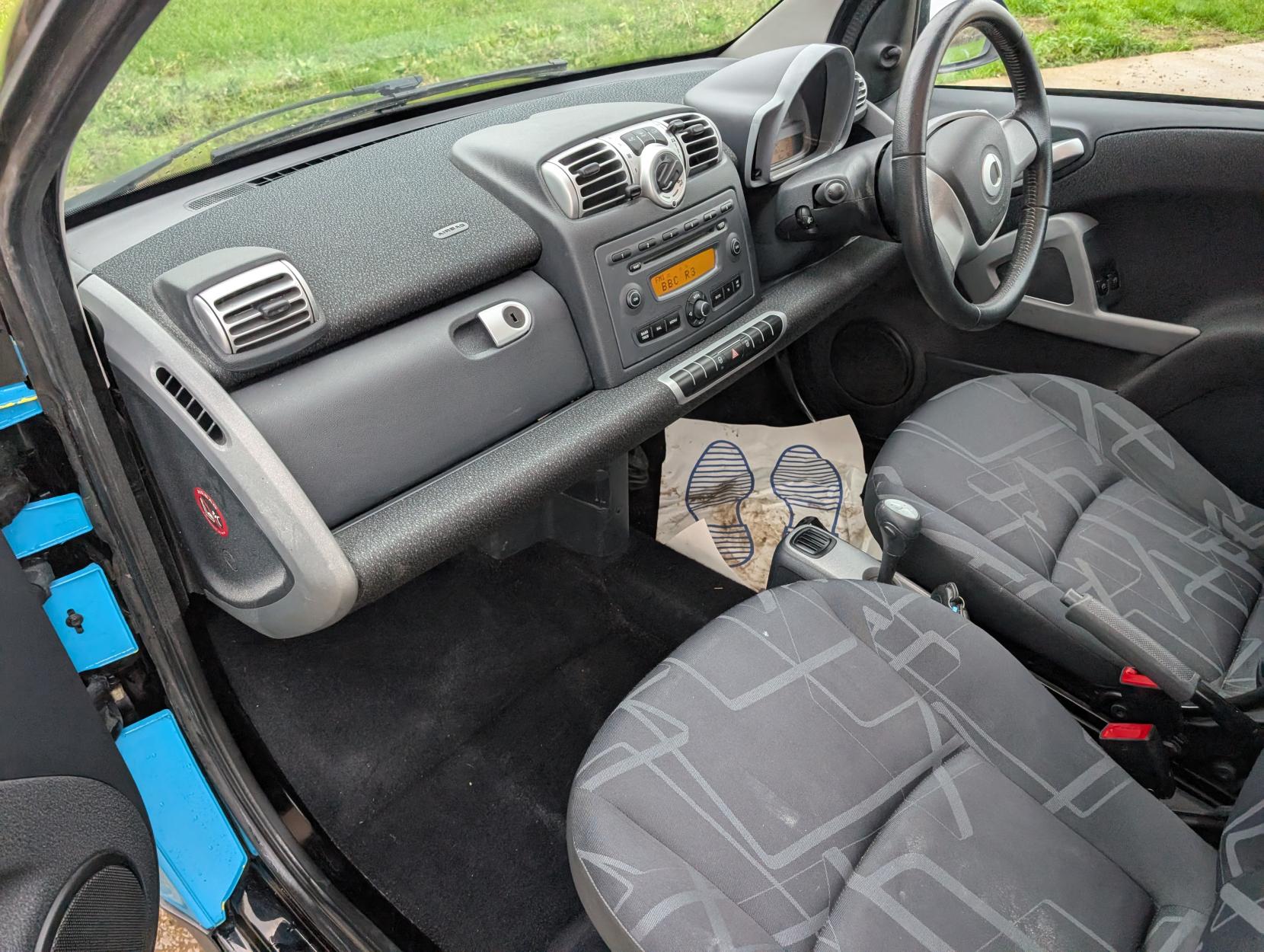 Smart fortwo 1.0 Passion Coupe 2dr Petrol Auto Euro 4 (71 bhp)