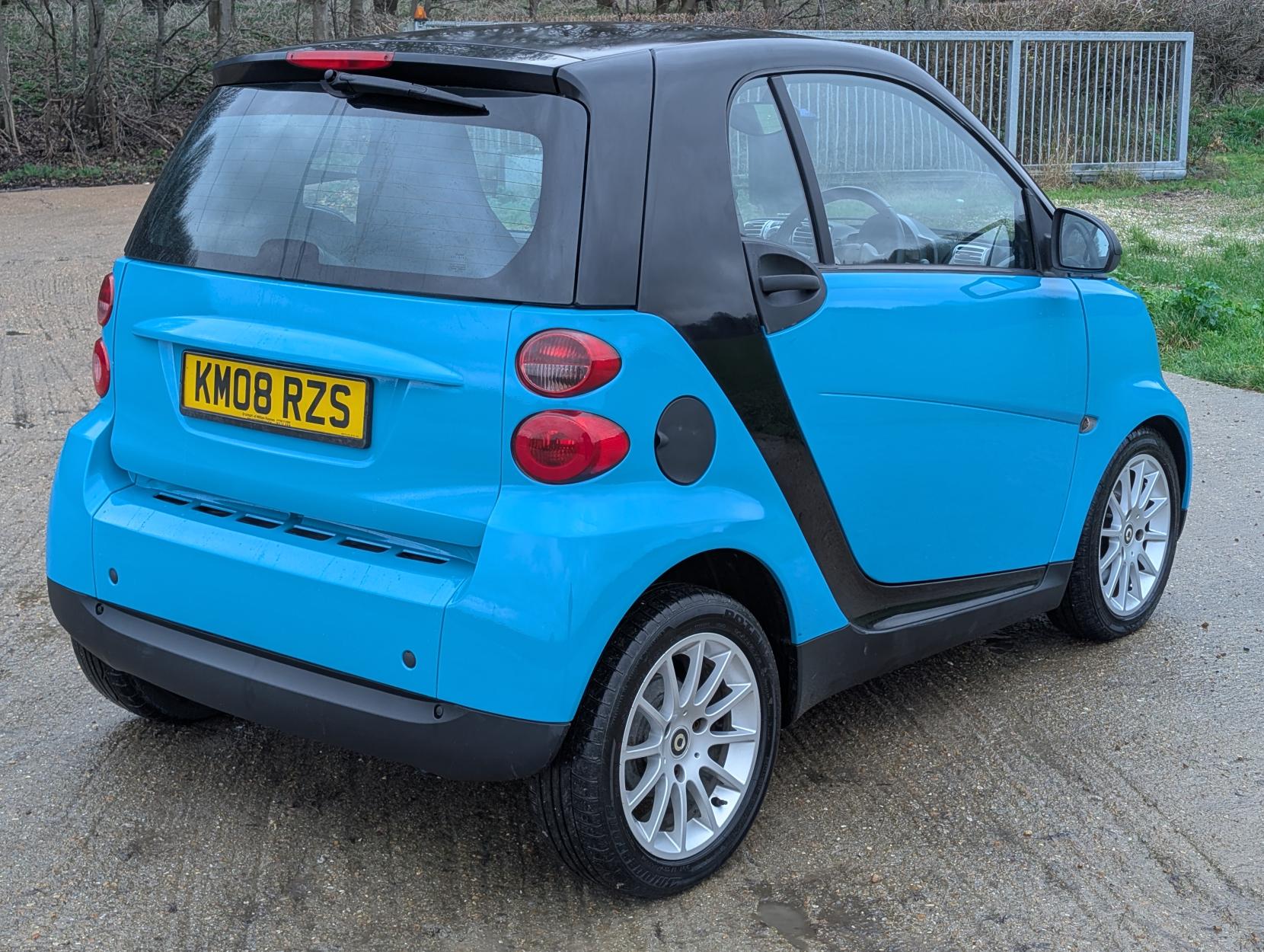 Smart fortwo 1.0 Passion Coupe 2dr Petrol Auto Euro 4 (71 bhp)