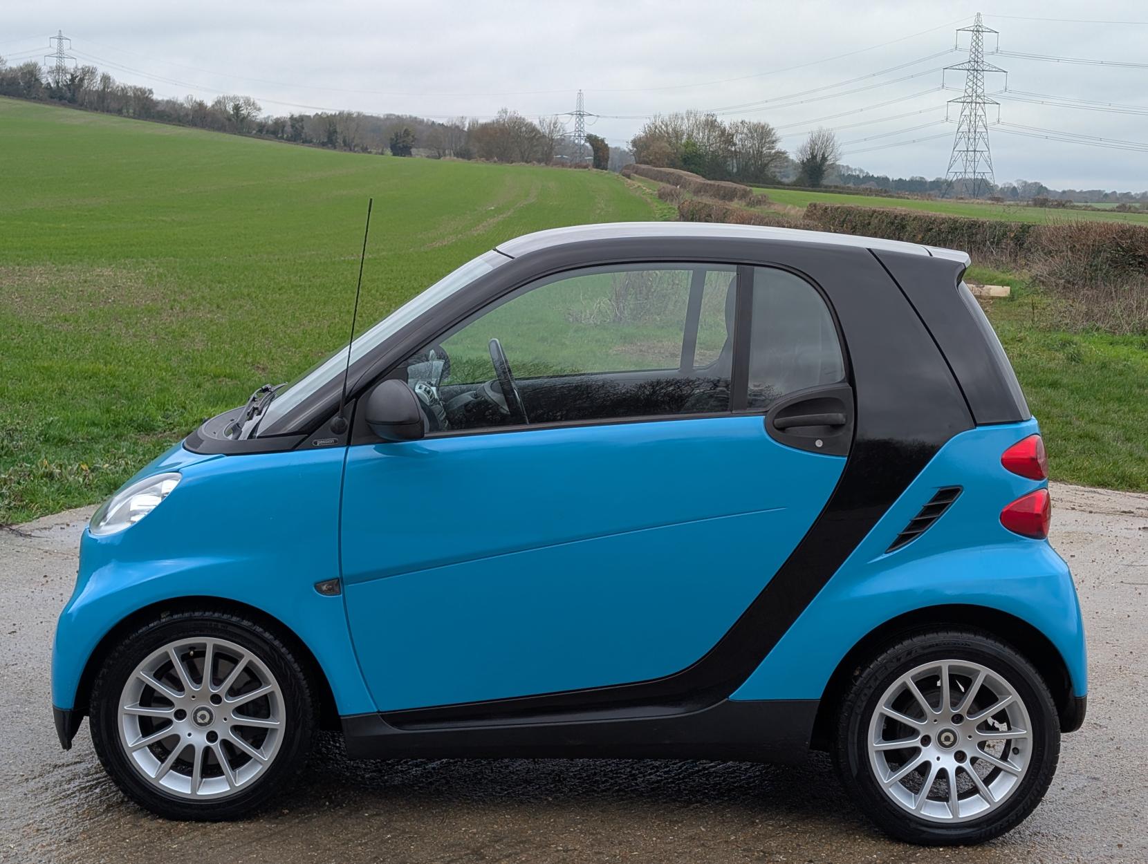 Smart fortwo 1.0 Passion Coupe 2dr Petrol Auto Euro 4 (71 bhp)