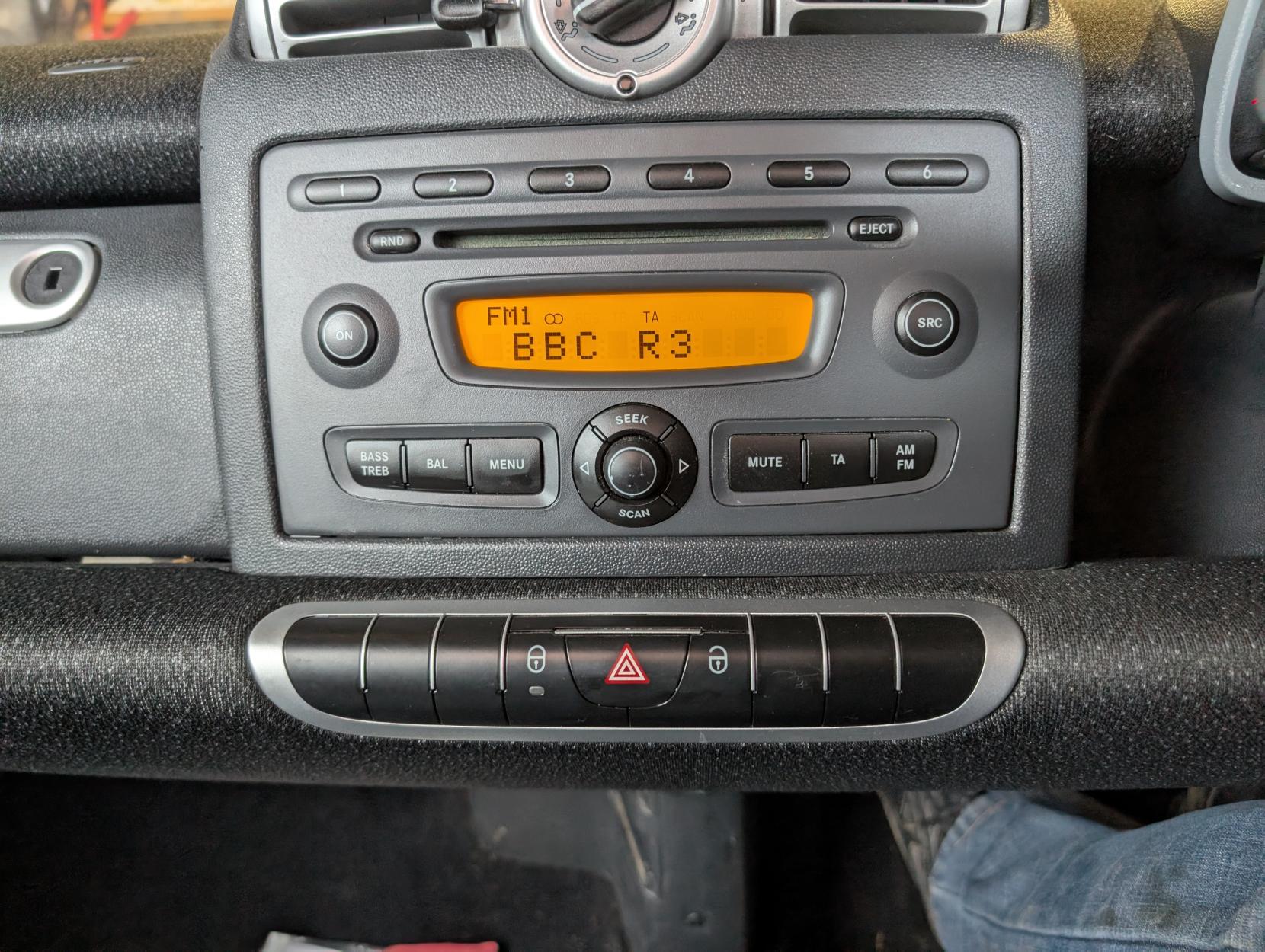 Smart fortwo 1.0 Passion Coupe 2dr Petrol Auto Euro 4 (71 bhp)