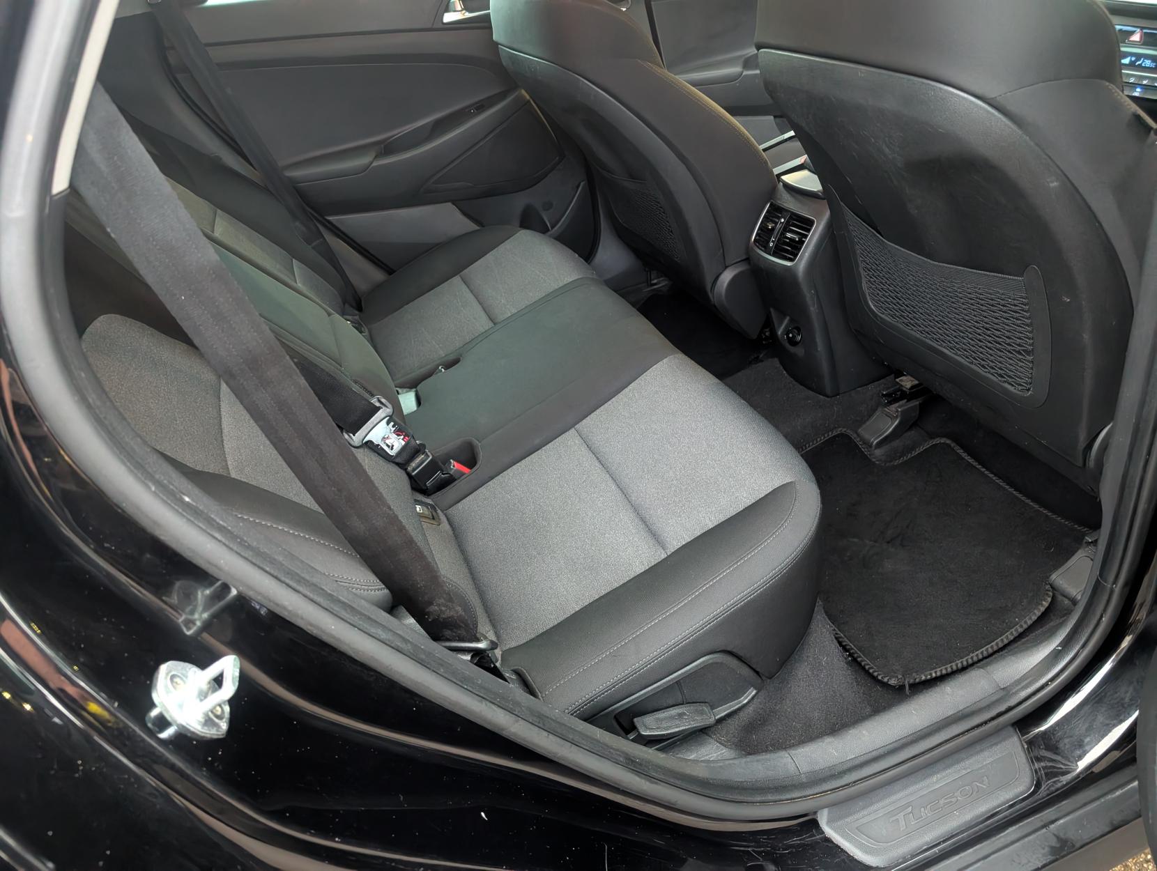 Hyundai TUCSON 1.6 GDi SE Nav SUV 5dr Petrol Manual Euro 6 (s/s) (132 ps)