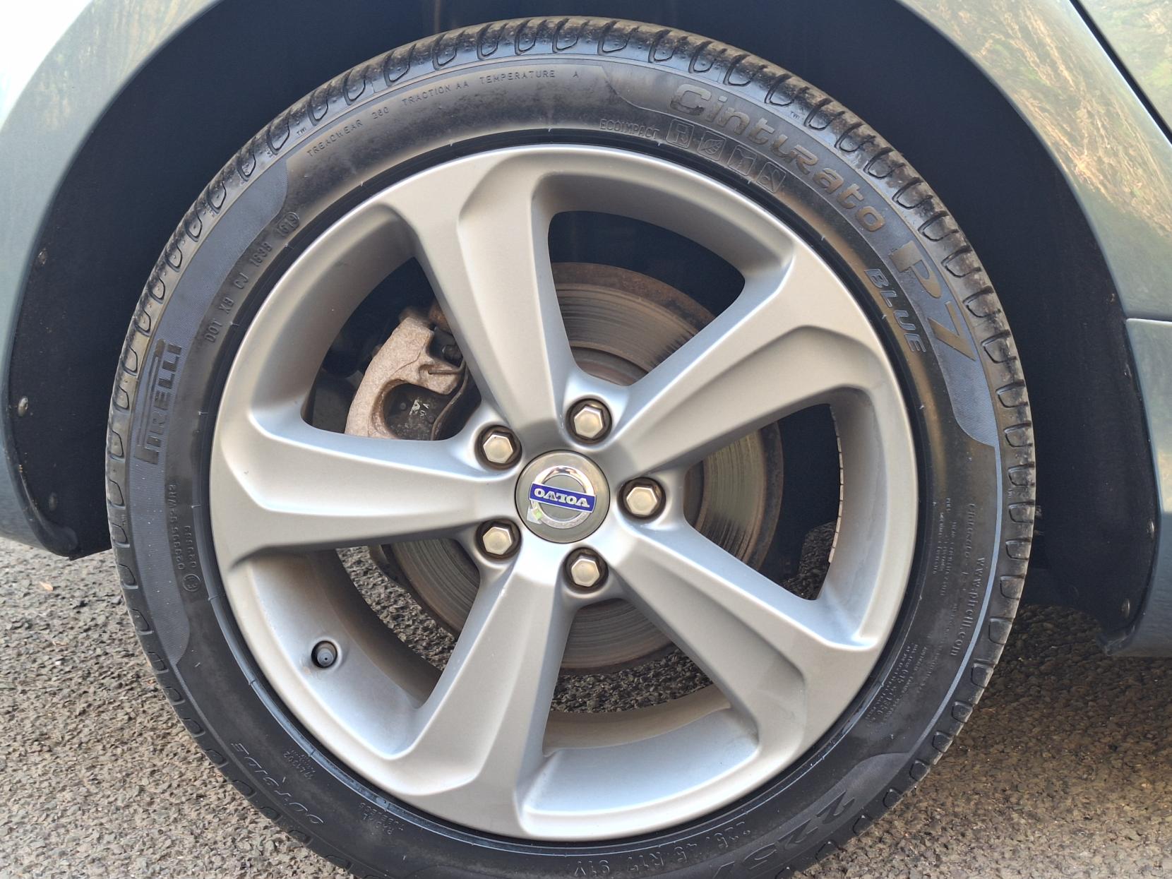 Volvo V40 1.6 SE Lux Nav Hatchback (2012 - 2016)