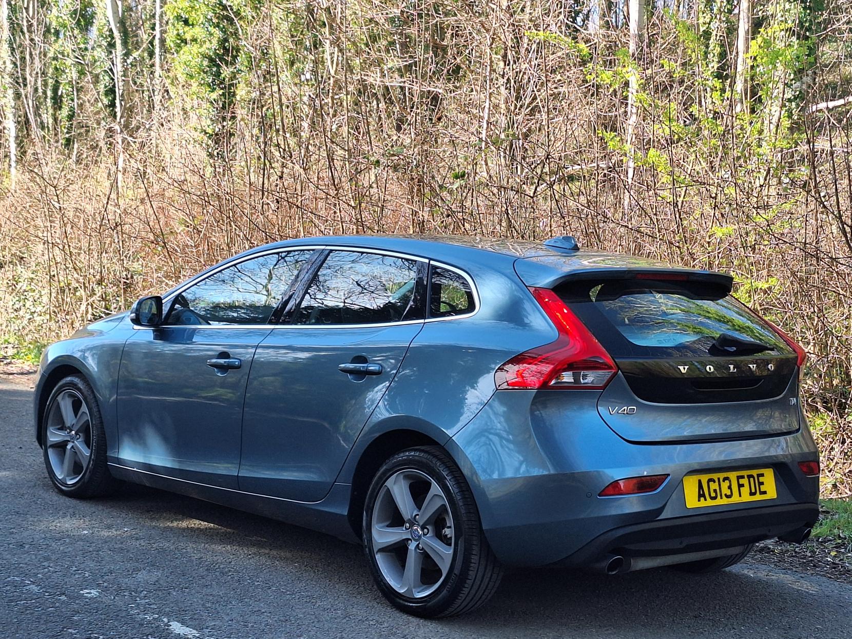 Volvo V40 1.6 SE Lux Nav Hatchback (2012 - 2016)