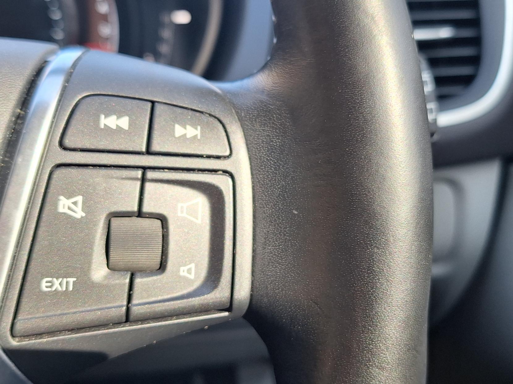 Volvo V40 1.6 SE Lux Nav Hatchback (2012 - 2016)