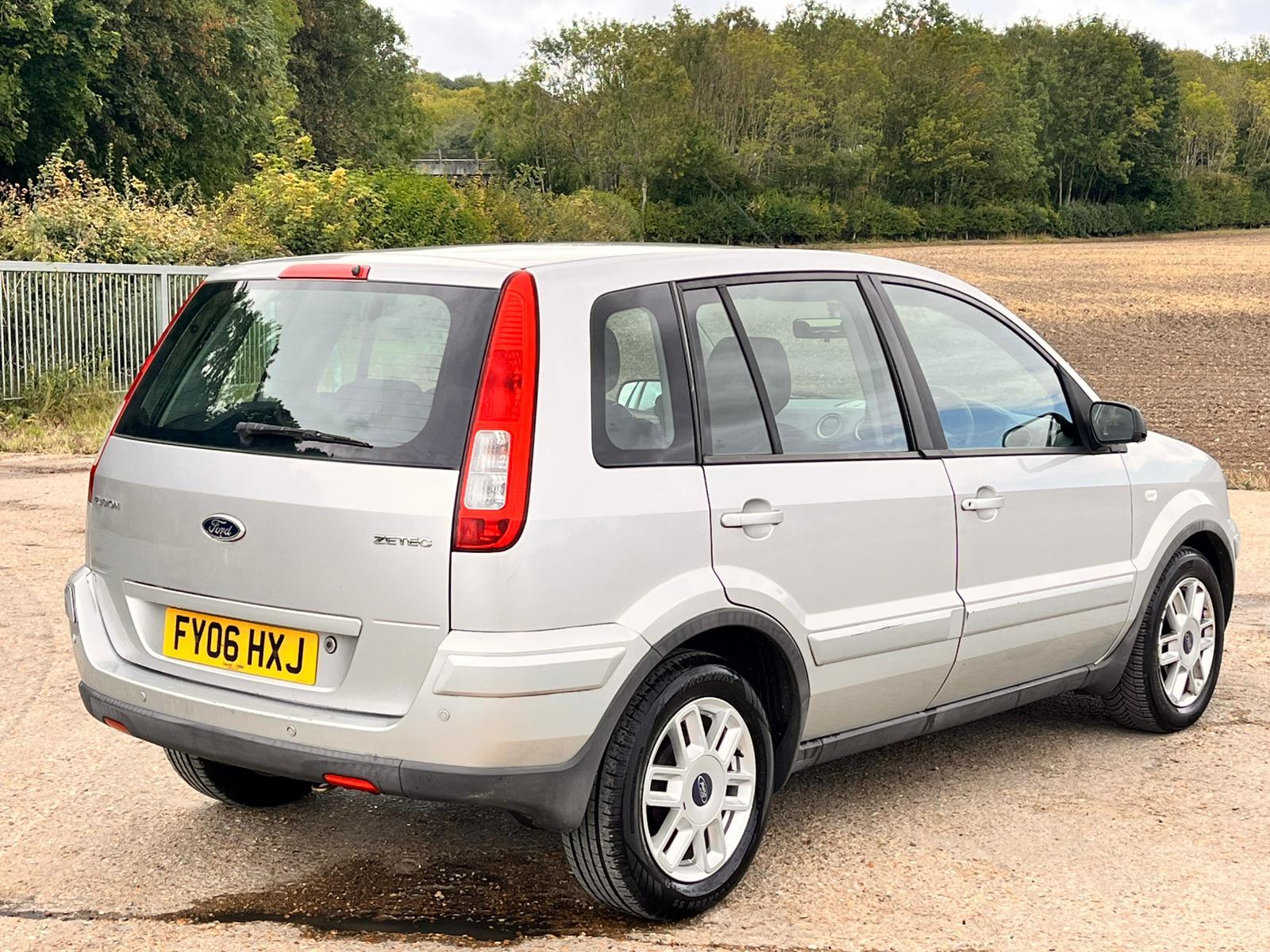 Ford Fusion 1.4 Zetec Climate Hatchback 5dr Petrol Manual (154 g/km, 79 bhp)
