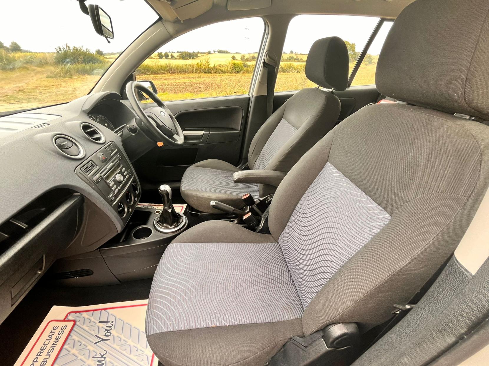 Ford Fusion 1.4 Zetec Climate Hatchback 5dr Petrol Manual (154 g/km, 79 bhp)