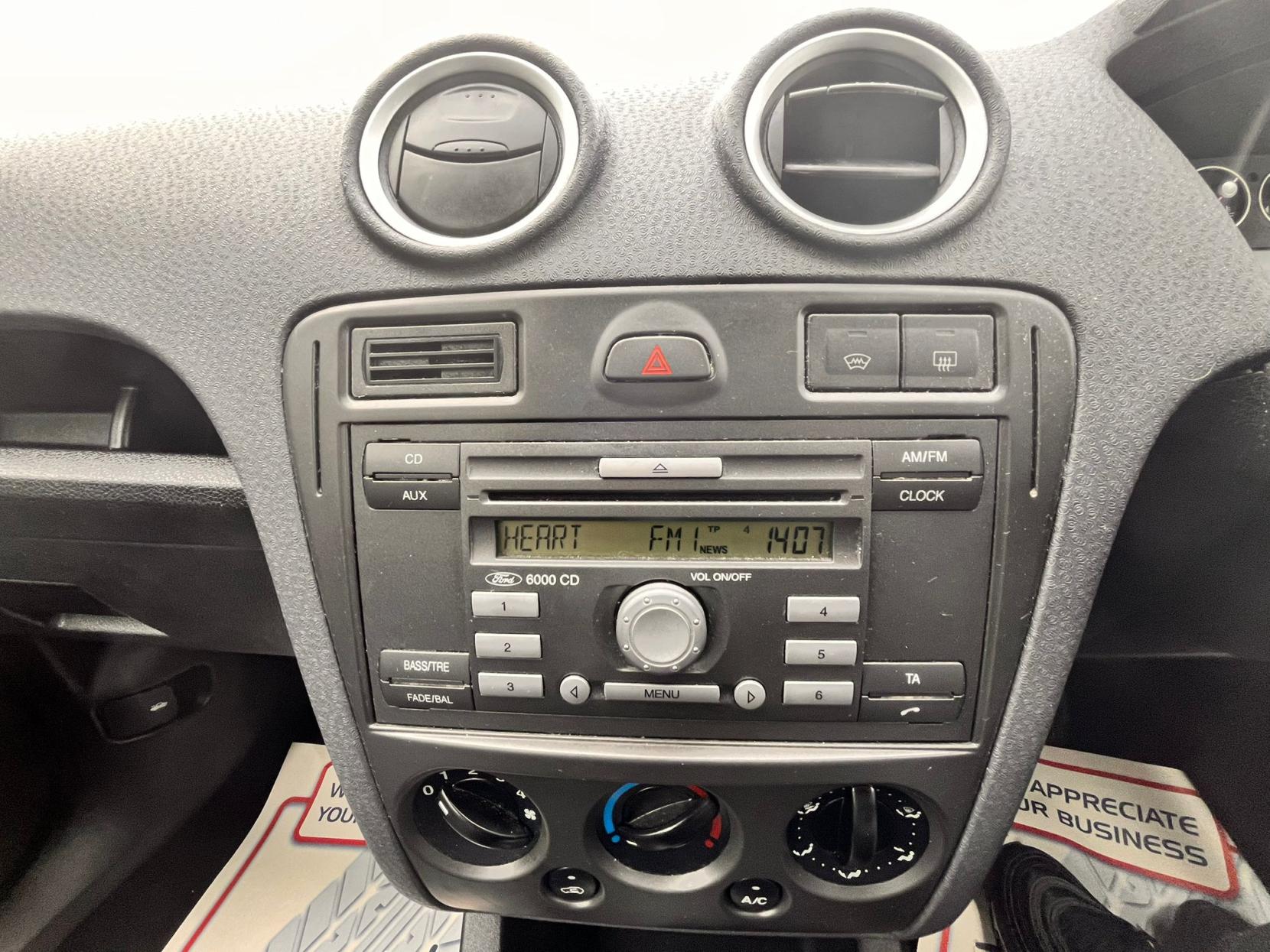 Ford Fusion 1.4 Zetec Climate Hatchback 5dr Petrol Manual (154 g/km, 79 bhp)