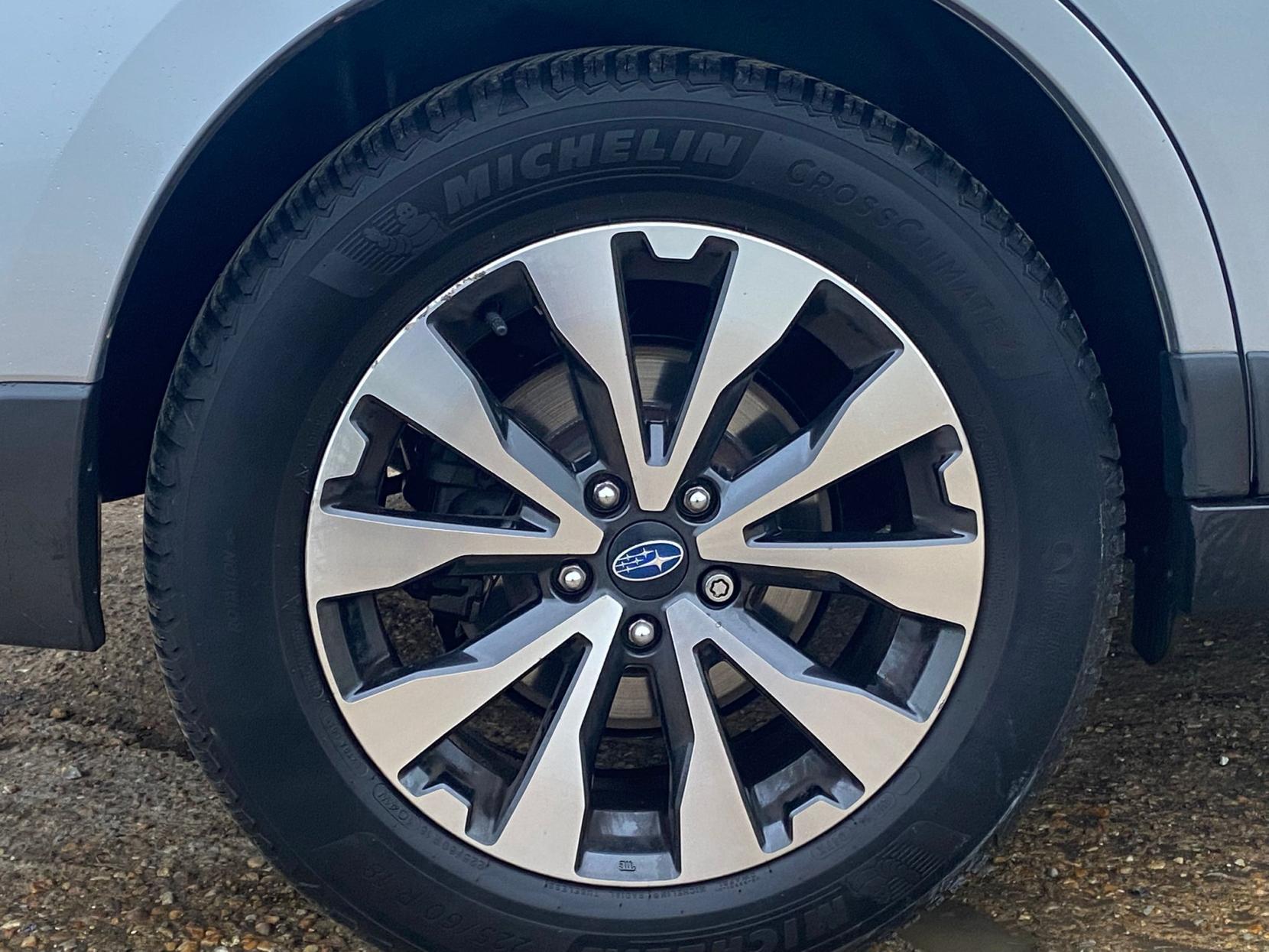 Subaru Outback 2.0D SE Premium Estate 5dr Diesel Lineartronic 4WD Euro 6 (150 ps)