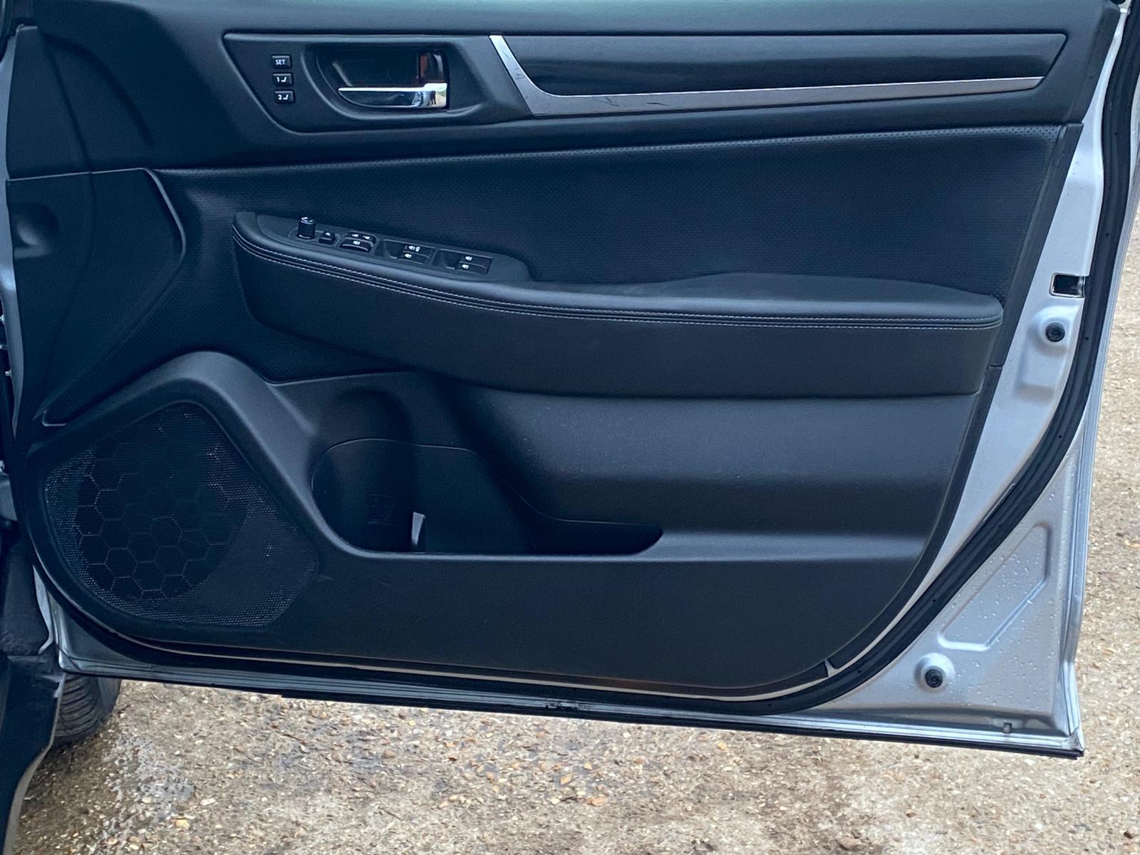 Subaru Outback 2.0D SE Premium Estate 5dr Diesel Lineartronic 4WD Euro 6 (150 ps)