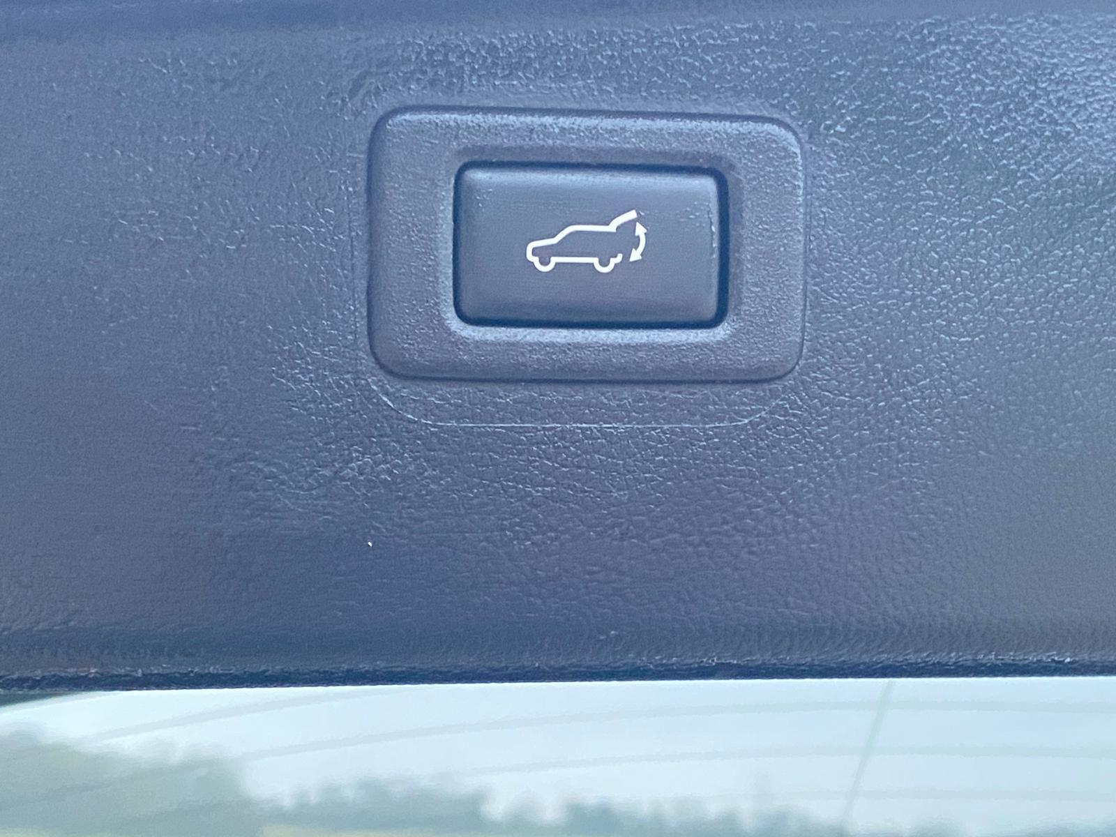 Subaru Outback 2.0D SE Premium Estate 5dr Diesel Lineartronic 4WD Euro 6 (150 ps)