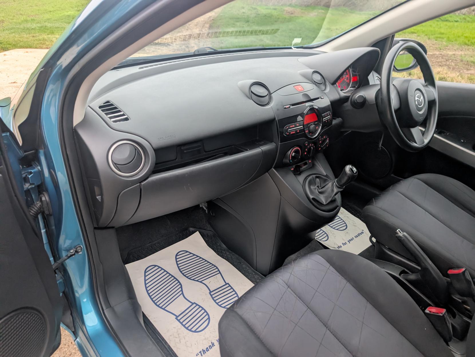 Mazda Mazda2 1.3 TS Hatchback 5dr Petrol Manual Euro 5 (75 ps)