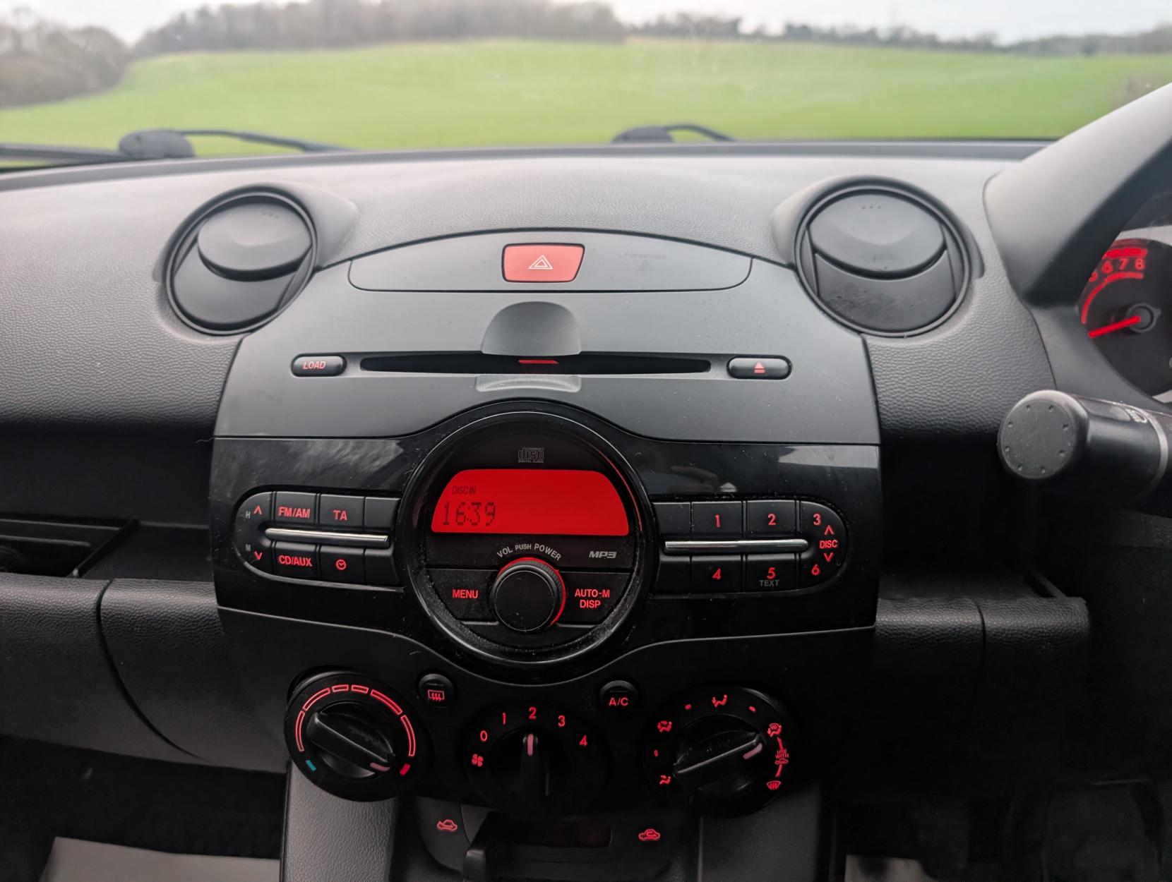 Mazda Mazda2 1.3 TS Hatchback 5dr Petrol Manual Euro 5 (75 ps)