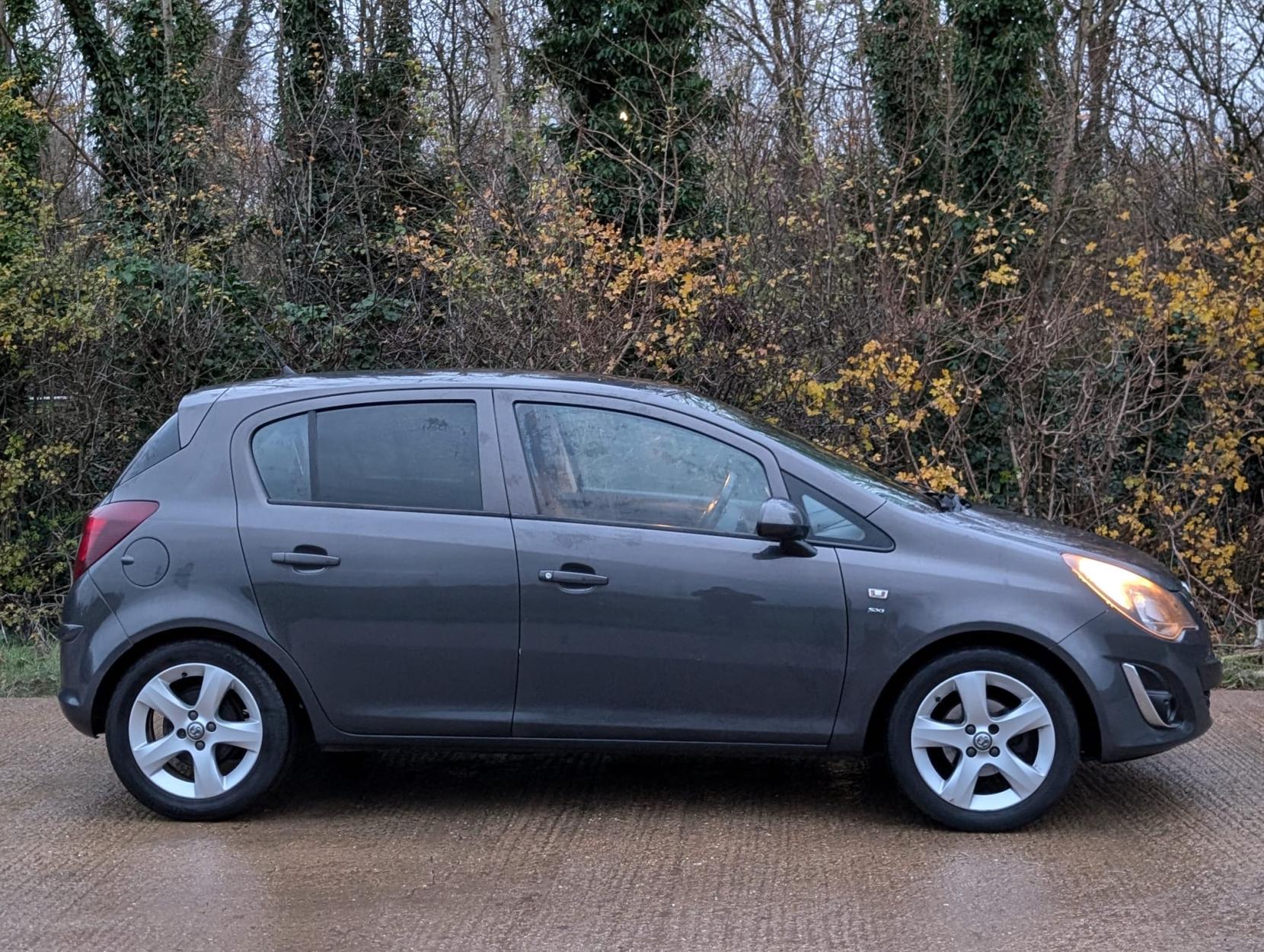 Vauxhall Corsa 1.2 16V SXi Hatchback 5dr Petrol Manual Euro 5 (A/C) (85 ps)