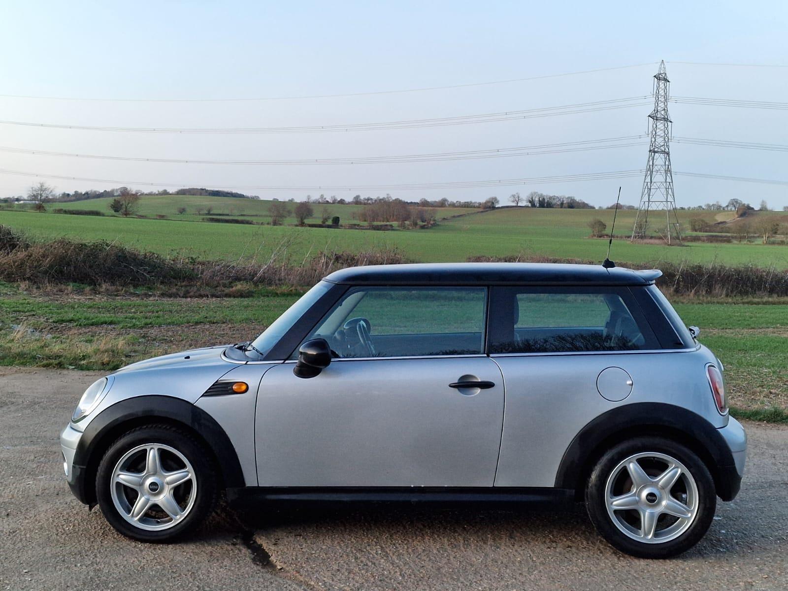 MINI Hatch 1.6 Cooper Hatchback 3dr Petrol Manual Euro 4 (120 ps)