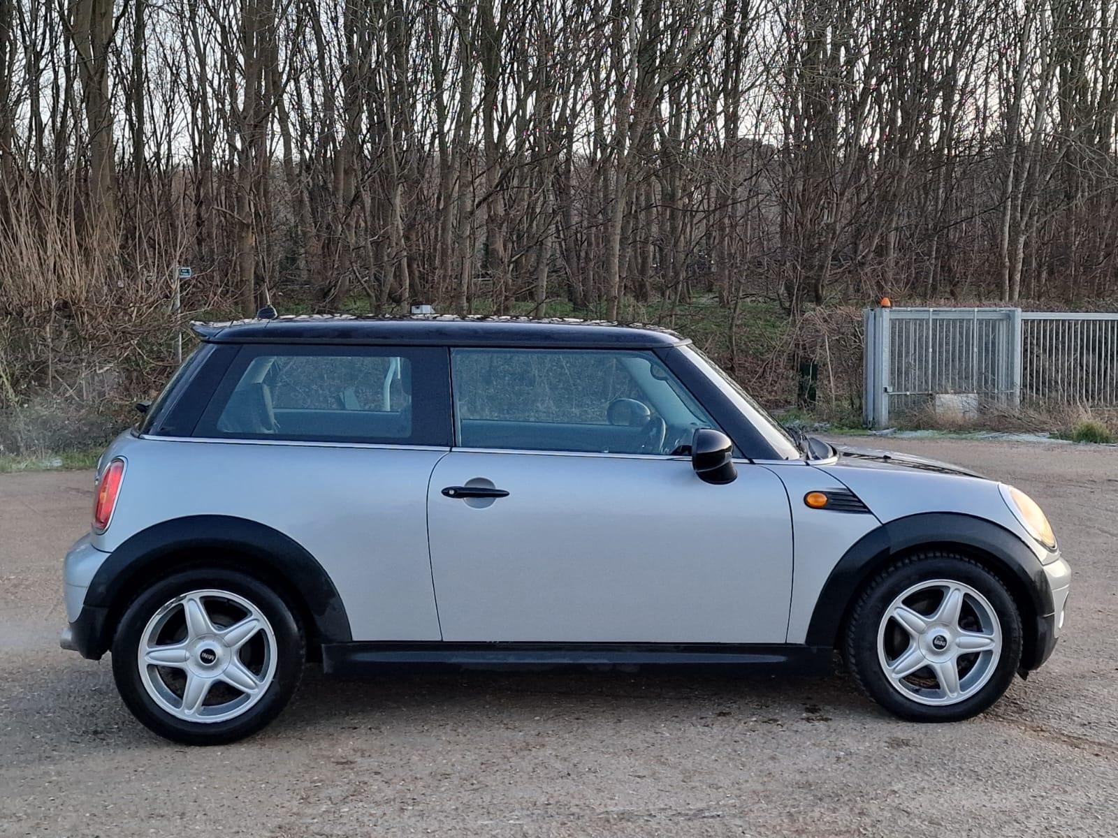 MINI Hatch 1.6 Cooper Hatchback 3dr Petrol Manual Euro 4 (120 ps)