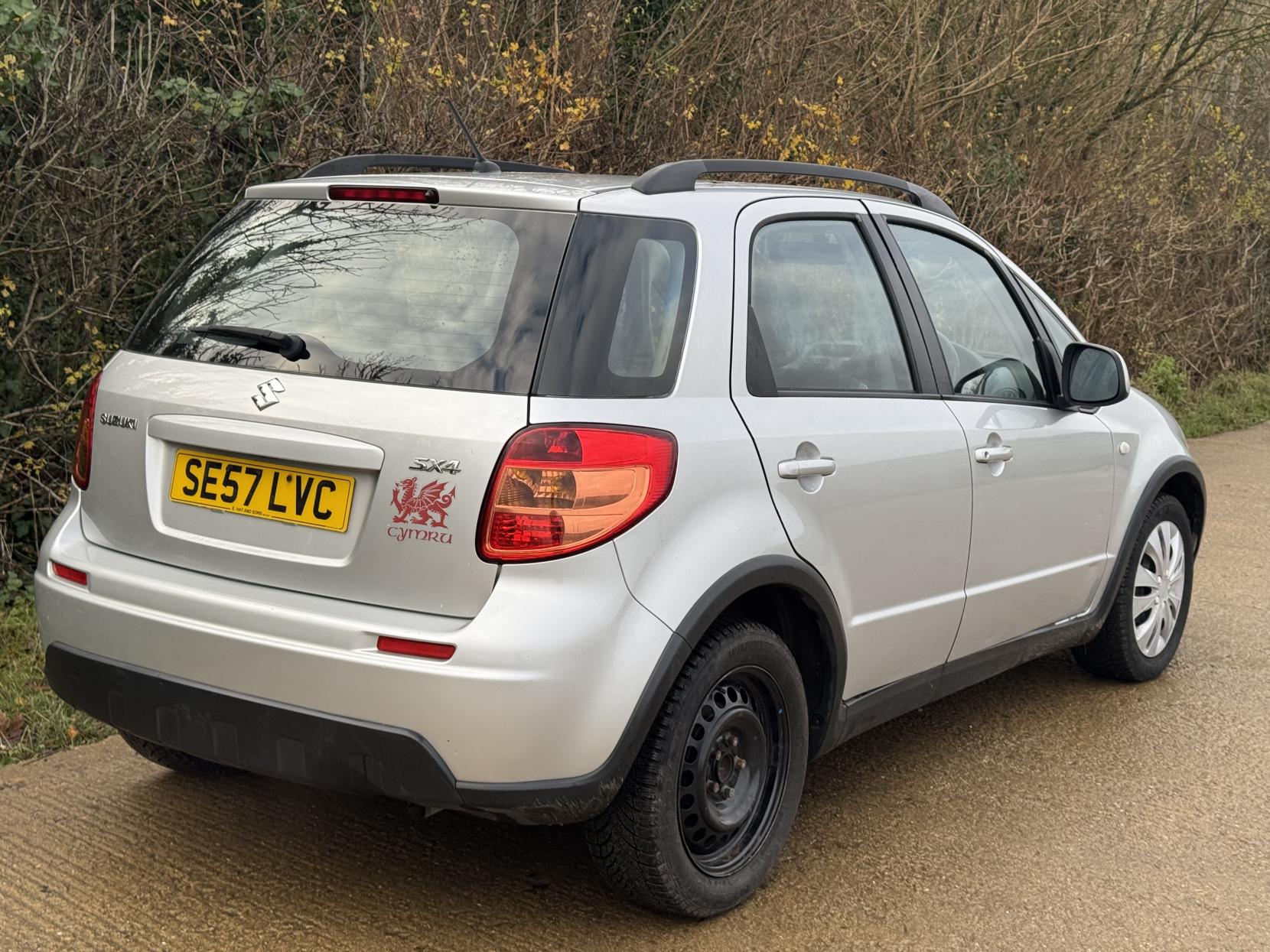 Suzuki SX4 1.6 16V GL SUV 5dr Petrol Manual Euro 4 (106 ps)