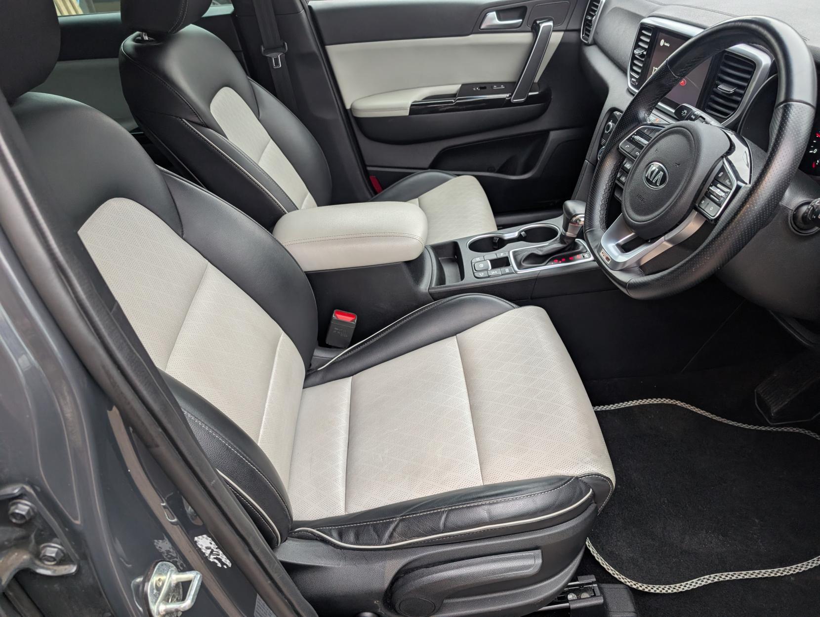 Kia Sportage 1.6 CRDi MHEV GT-Line SUV 5dr Diesel Hybrid DCT AWD Euro 6 (s/s) (134 bhp)