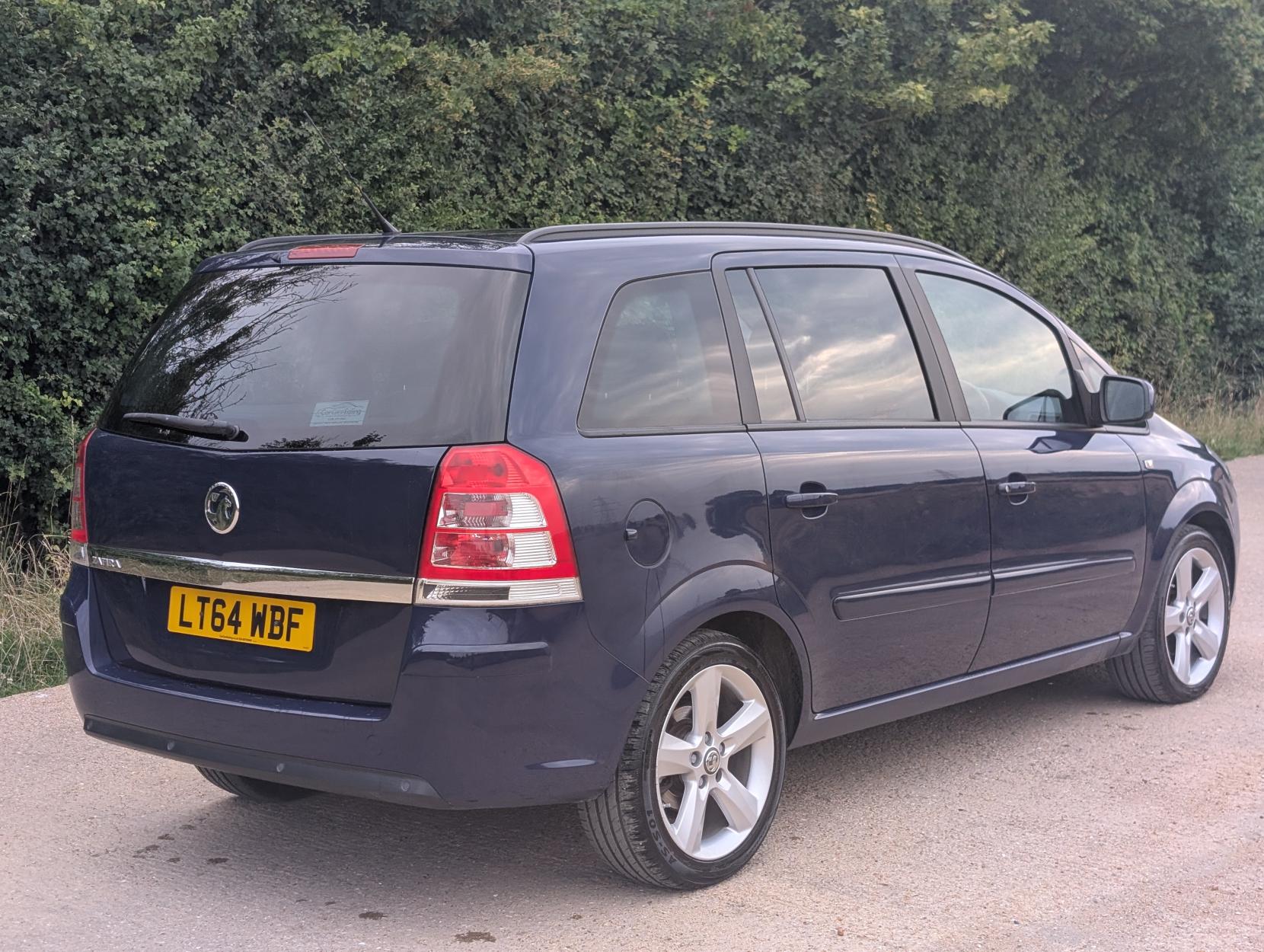 Vauxhall Zafira 1.8 16V Exclusiv MPV 5dr Petrol Manual Euro 5 (120 ps)