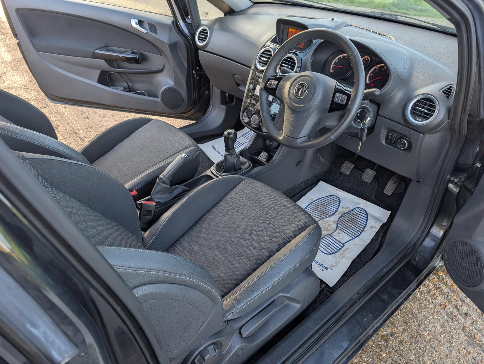 Vauxhall Corsa 1.2 16V Excite Hatchback 3dr Petrol Manual Euro 5 (A/C) (85 ps)