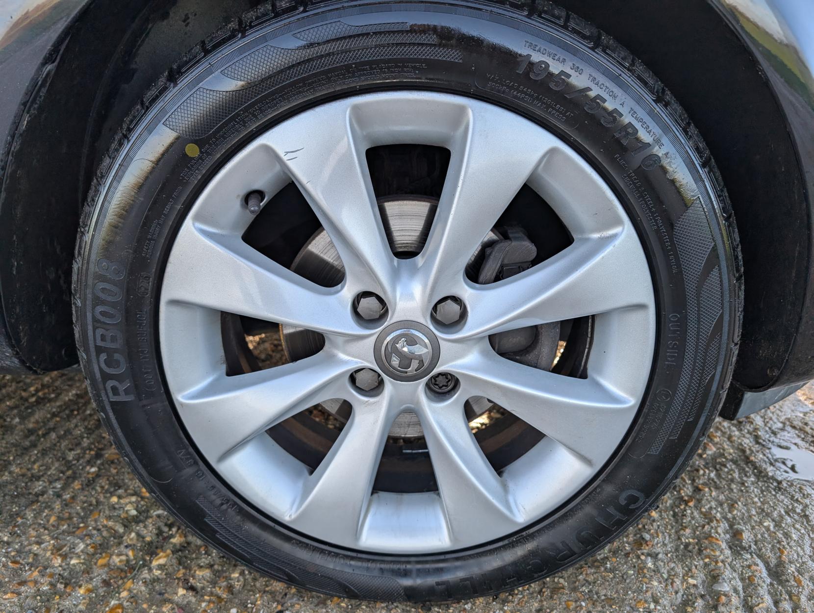 Vauxhall Corsa 1.2 16V Excite Hatchback 3dr Petrol Manual Euro 5 (A/C) (85 ps)