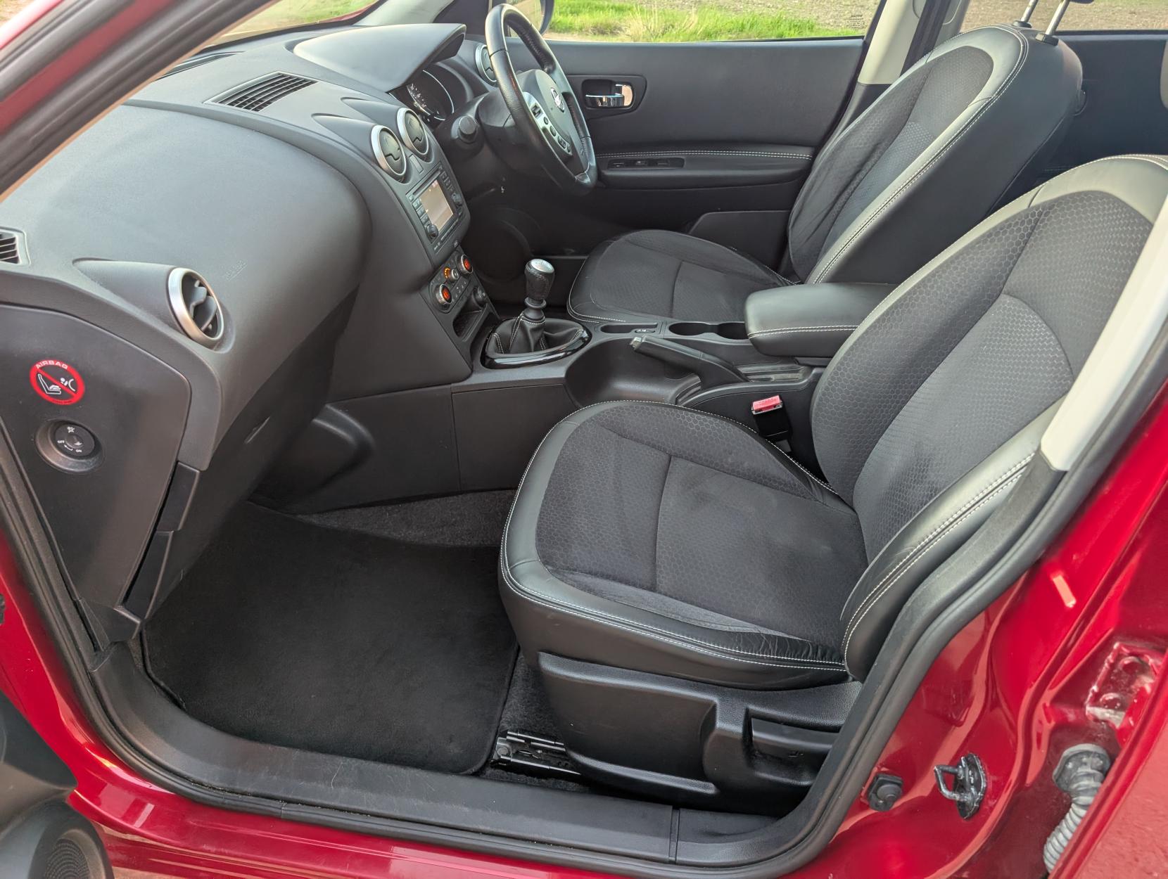 Nissan Qashqai 1.6 dCi 360 SUV 5dr Diesel Manual 2WD Euro 5 (s/s) (130 ps)
