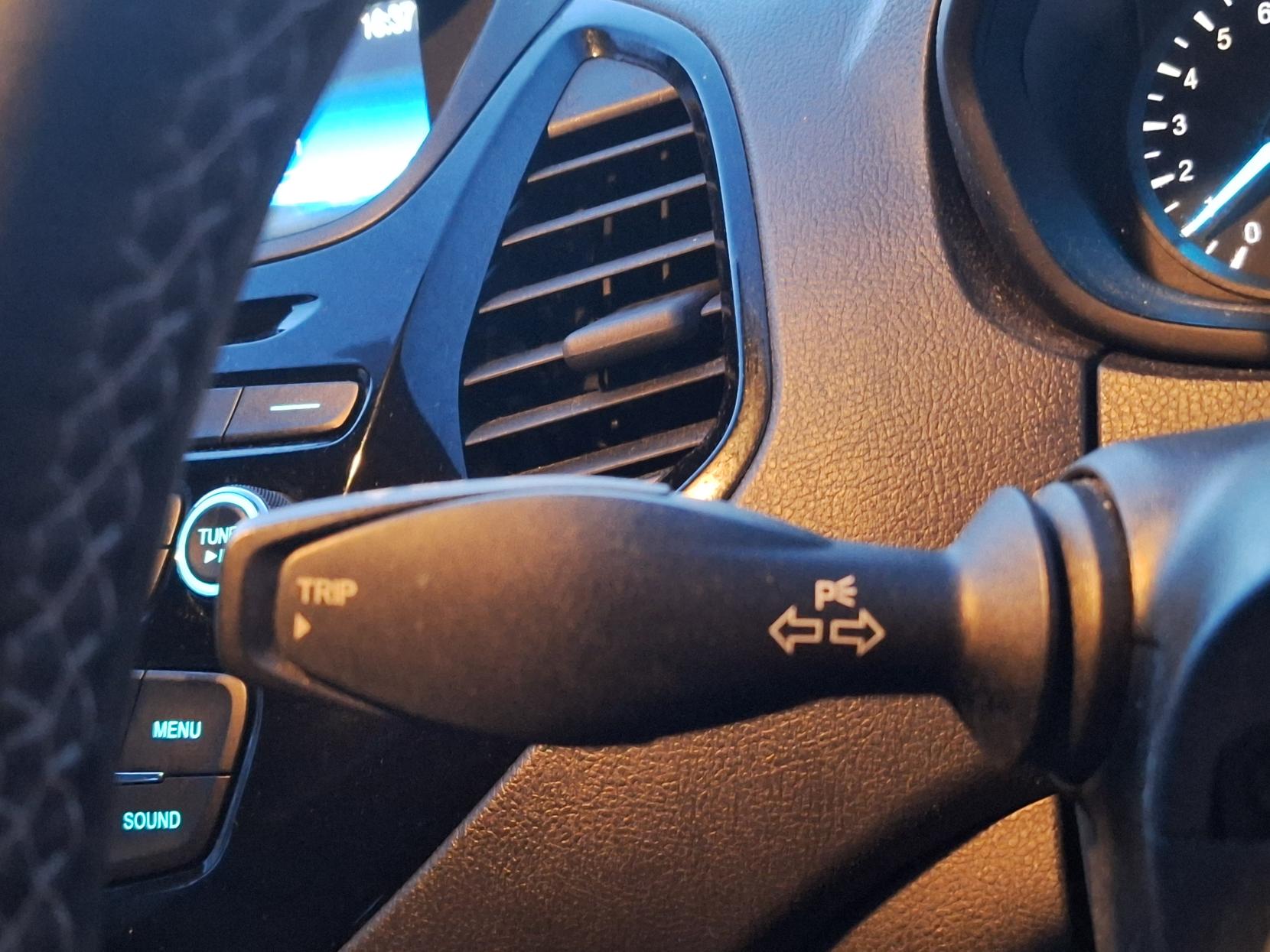 Ford Ka+ 1.2 Ti-VCT Zetec Hatchback 5dr Petrol Manual Euro 6 (70 ps)