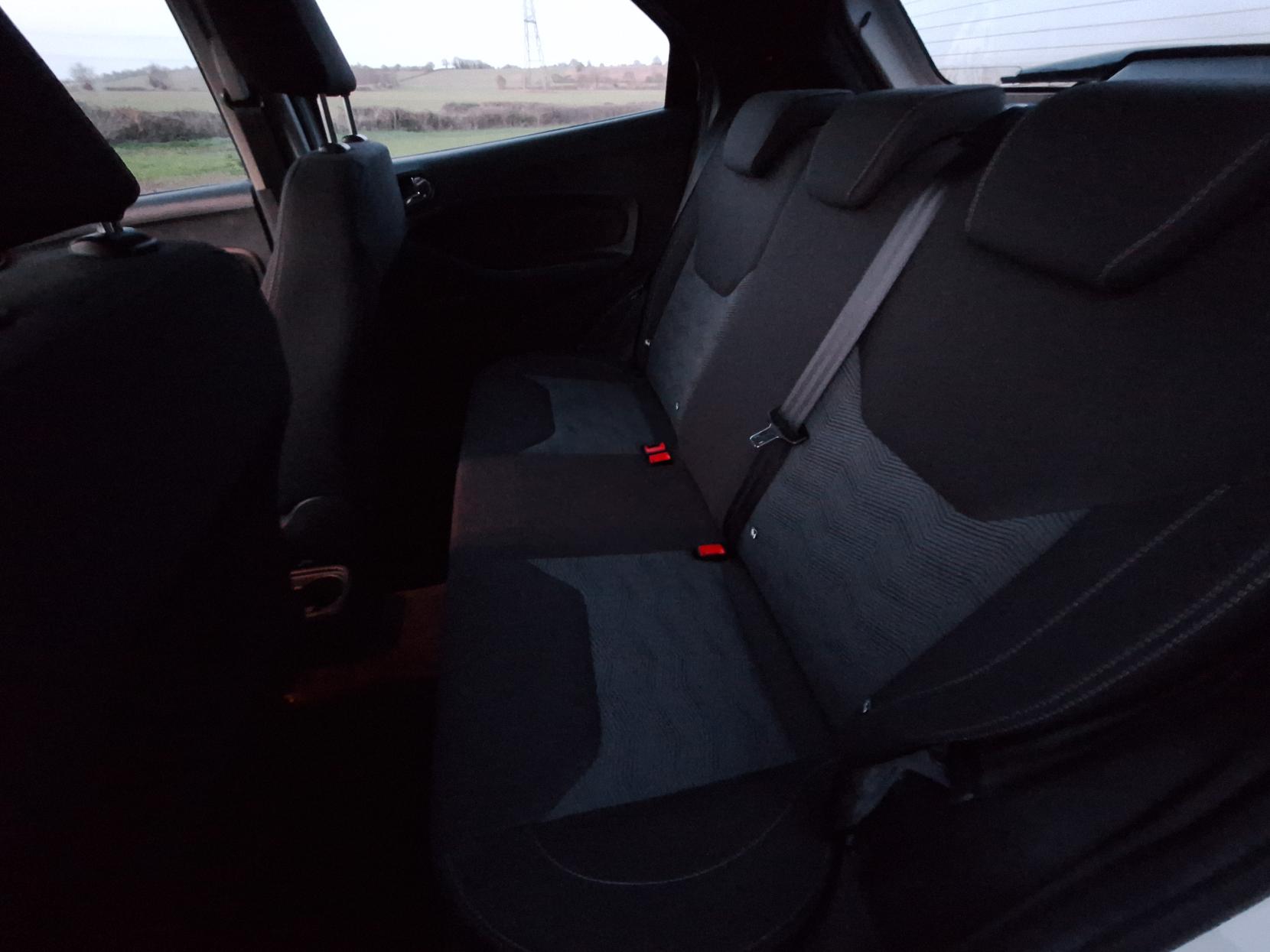 Ford Ka+ 1.2 Ti-VCT Zetec Hatchback 5dr Petrol Manual Euro 6 (70 ps)