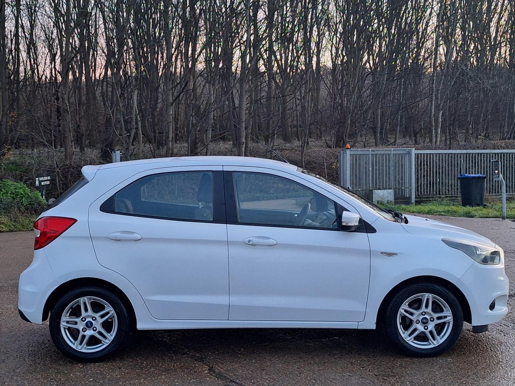 Ford Ka+ 1.2 Ti-VCT Zetec Hatchback 5dr Petrol Manual Euro 6 (70 ps)