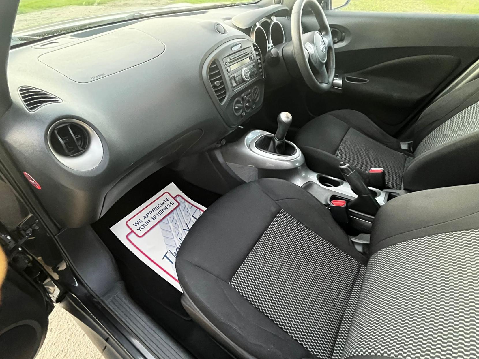 Nissan Juke 1.6 Visia SUV 5dr Petrol Manual Euro 5 (94 ps)