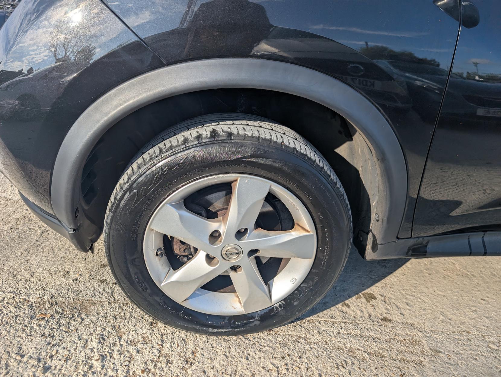 Nissan Juke 1.6 Visia SUV 5dr Petrol Manual Euro 5 (94 ps)
