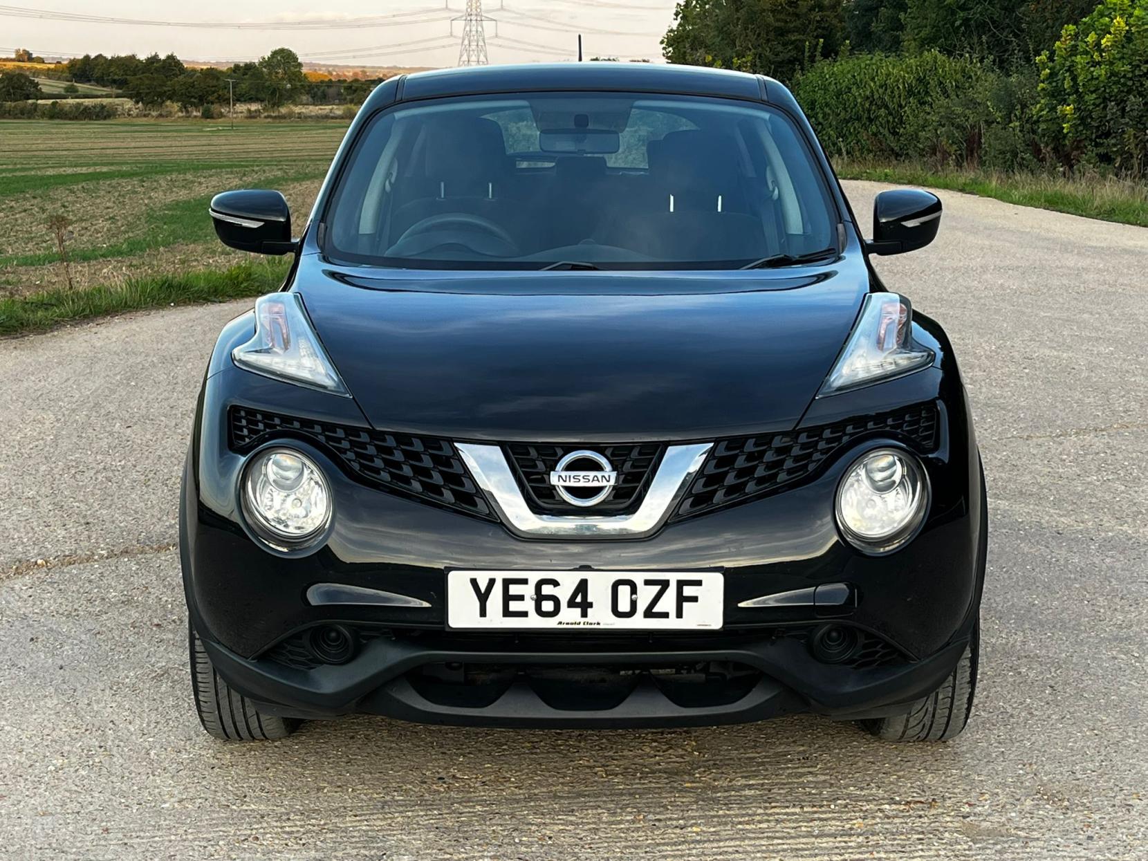 Nissan Juke 1.6 Visia SUV 5dr Petrol Manual Euro 5 (94 ps)