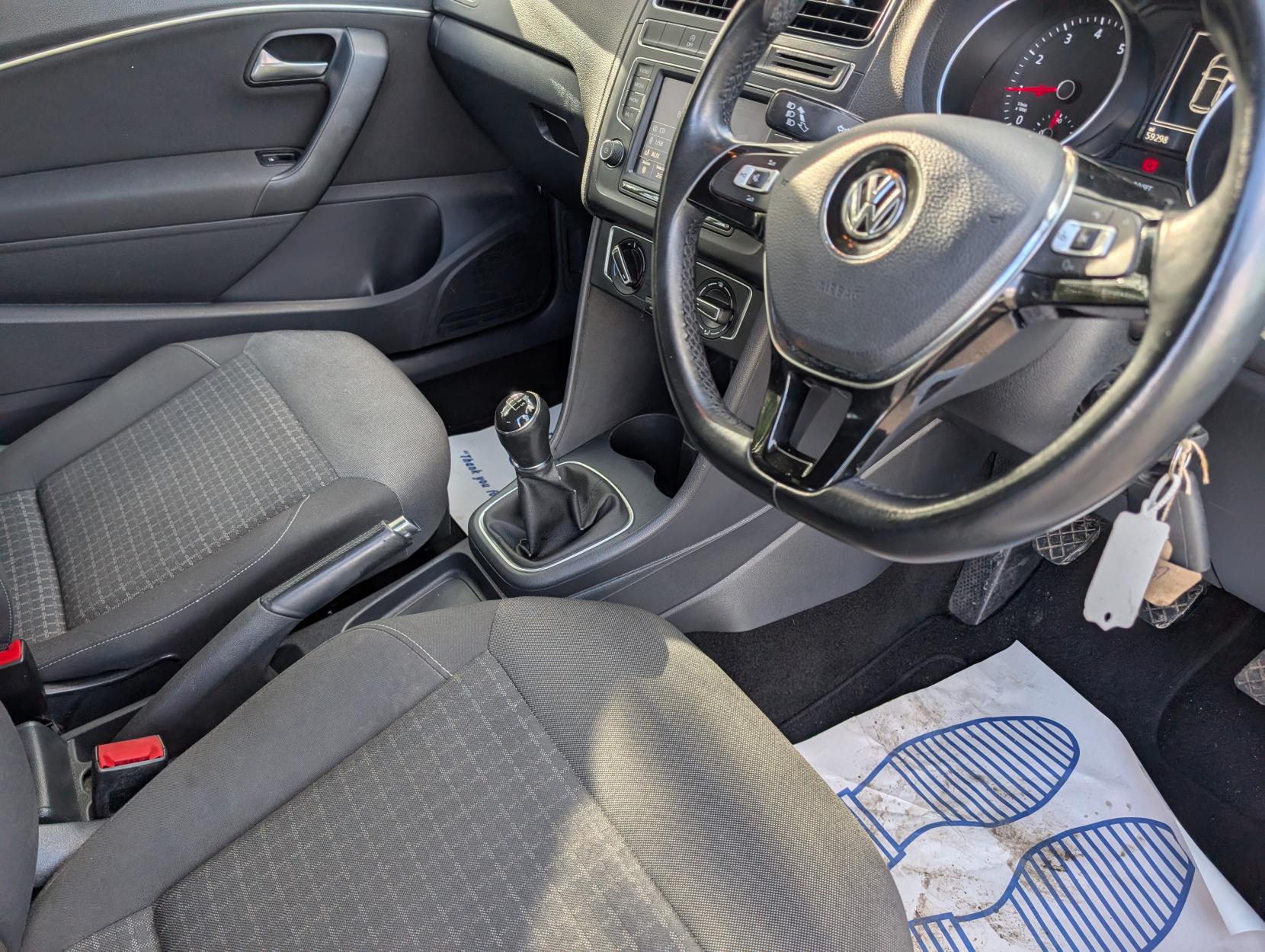 Volkswagen Polo 1.2 TSI BlueMotion Tech SE Hatchback 3dr Petrol Manual Euro 6 (s/s) (90 ps)