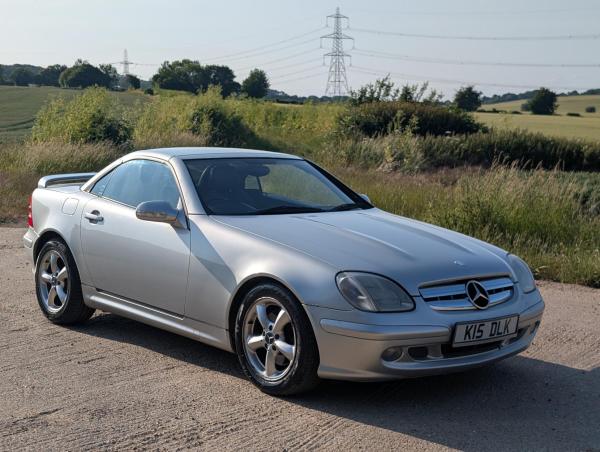 Mercedes-Benz SLK 3.2 SLK320 Convertible 2dr Petrol Automatic (254 g/km, 218 bhp)