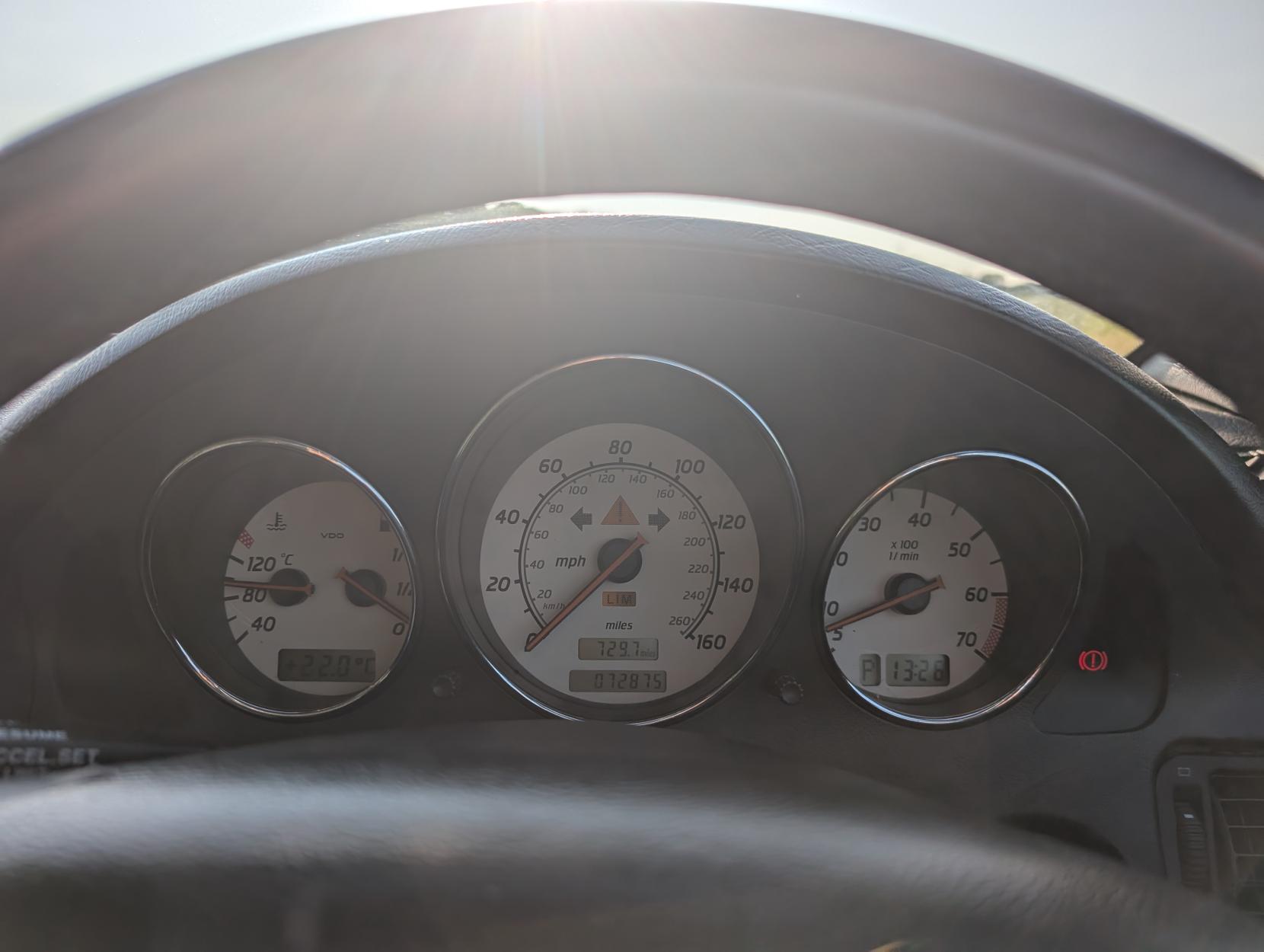 Mercedes-Benz SLK 3.2 SLK320 Convertible 2dr Petrol Automatic (254 g/km, 218 bhp)