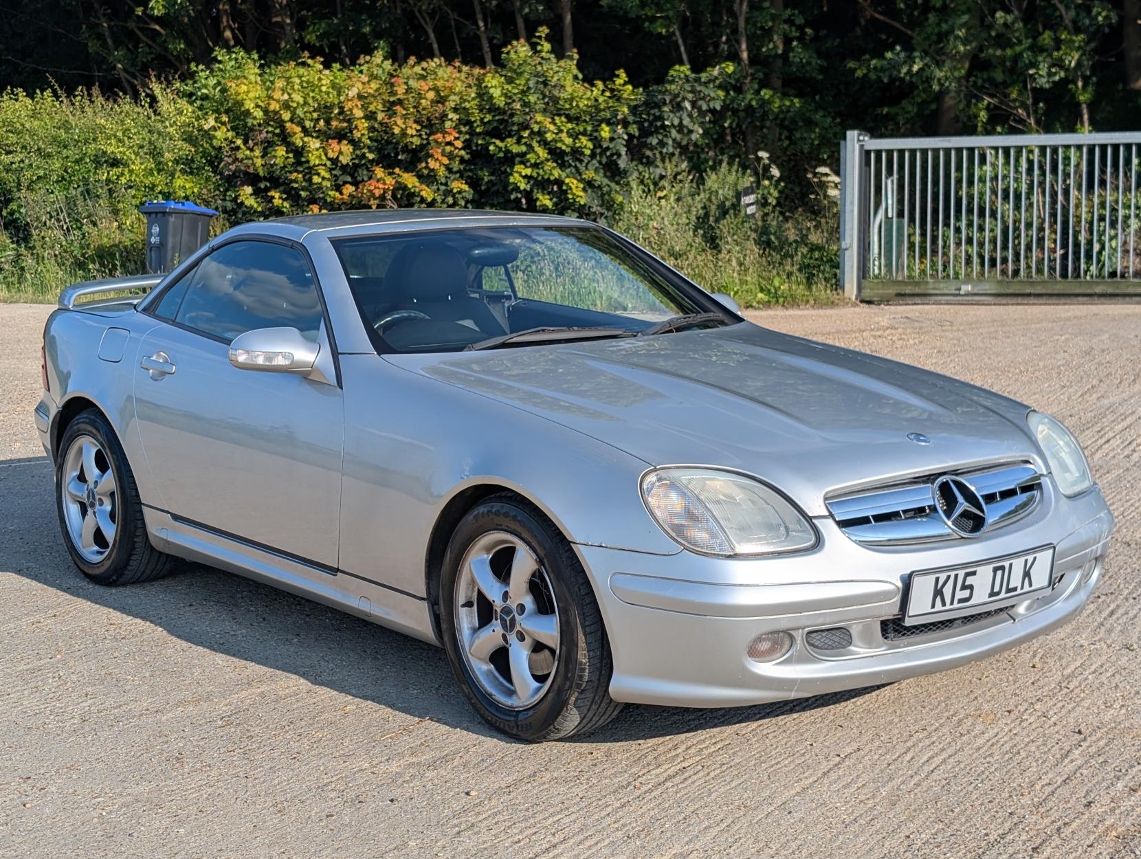 Mercedes-Benz SLK 3.2 SLK320 Convertible 2dr Petrol Automatic (254 g/km, 218 bhp)