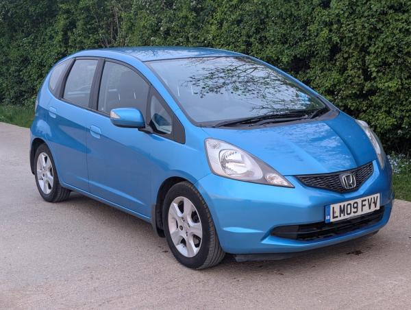 Honda Jazz 1.4 i-VTEC ES Hatchback 5dr Petrol i SHIFT Euro 4 (100 ps)
